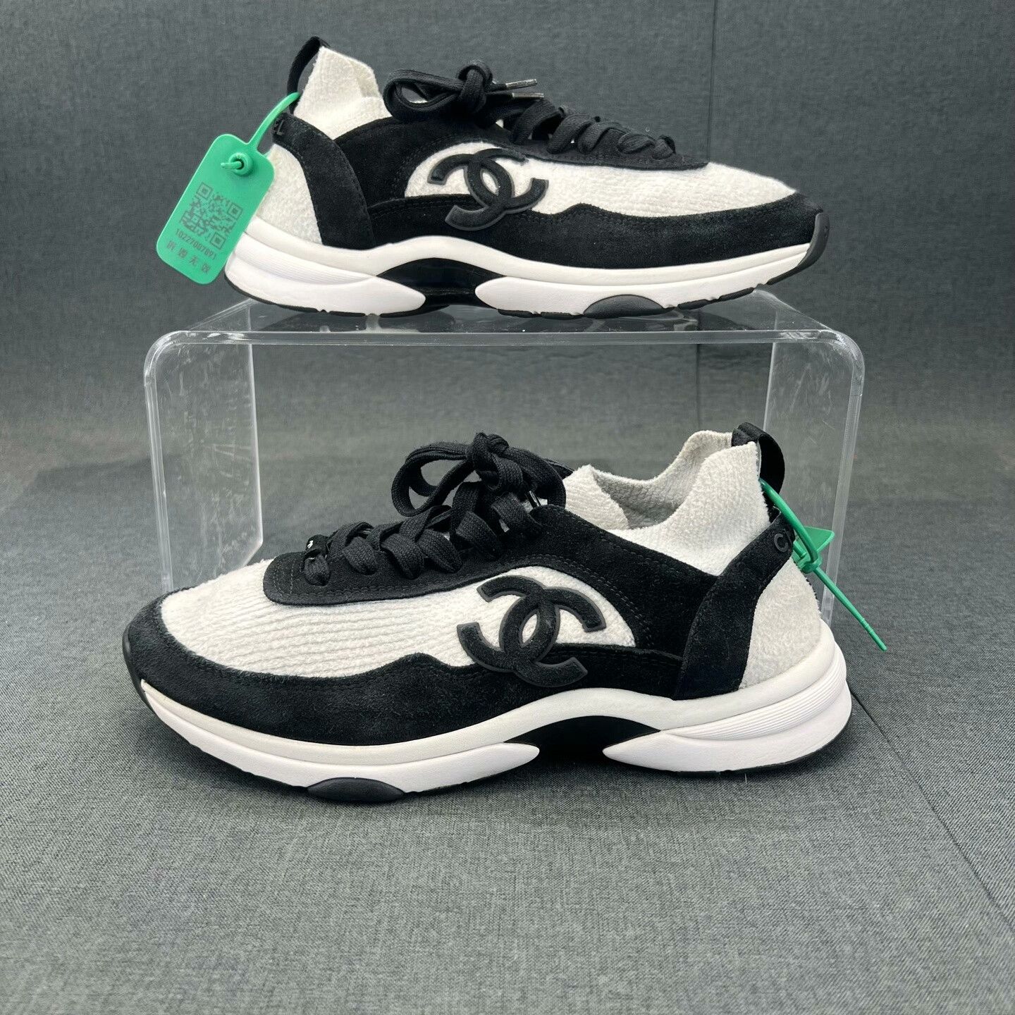 Chanel Chanel Retro Black Lowtop Sneakers 40 Men Size US 7.5 / EU 40-41 - 2 Thumbnail