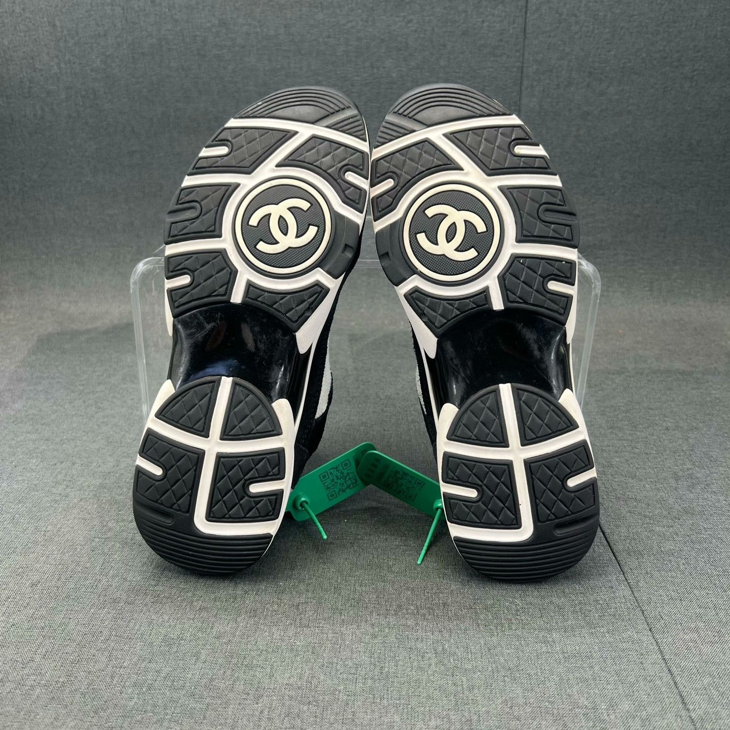 Chanel Chanel Retro Black Lowtop Sneakers 40 Men Size US 7.5 / EU 40-41 - 4 Thumbnail