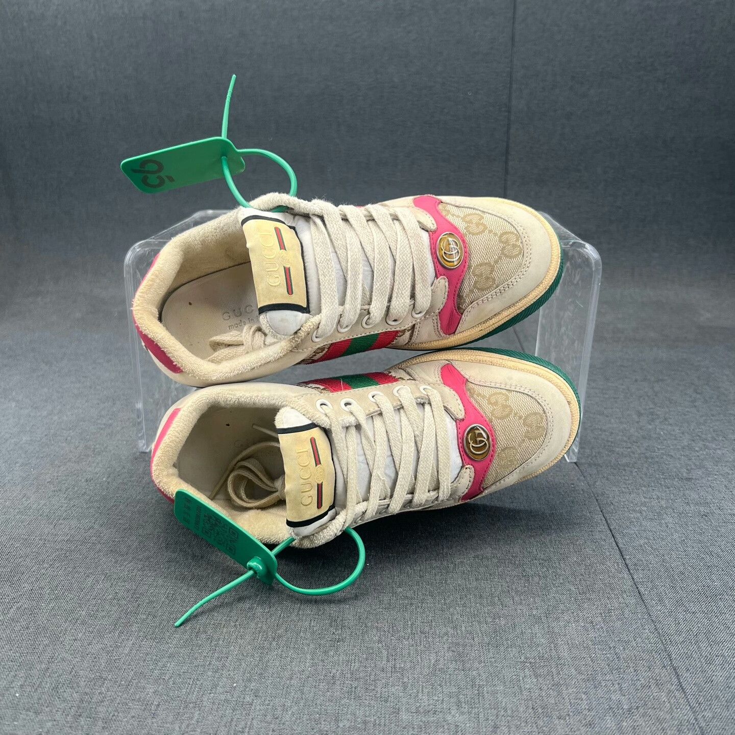 Gucci Gucci Red Lowtop Sneakers 34 Women Size US 4 / IT 34 - 7 Thumbnail