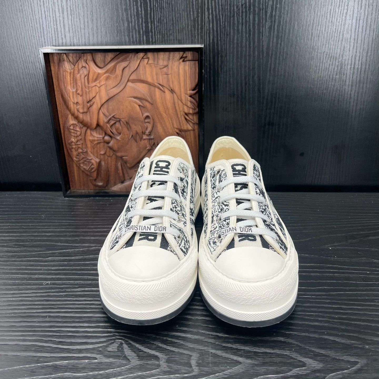 Dior Dior Embroidered Lowtop Sneakers 38 Women Size US 7.5 / IT 37.5 - 6 Thumbnail