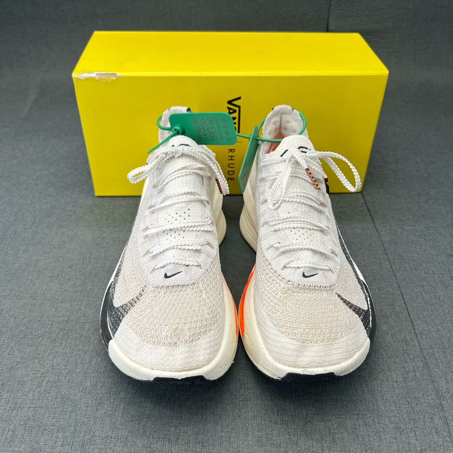 Nike Nike White Lowtop Sneakers 42 Men Size US 9 / EU 42 - 4 Thumbnail