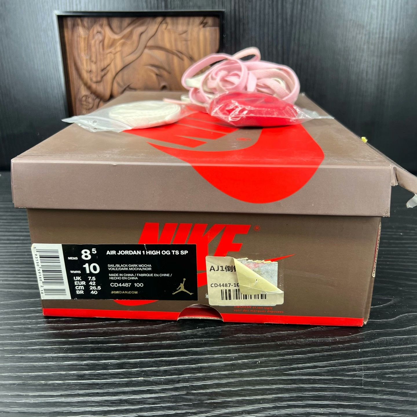 Nike Nike AJ1 Lowtop Sneakers 42 Men Size US 9 / EU 42 - 9 Thumbnail