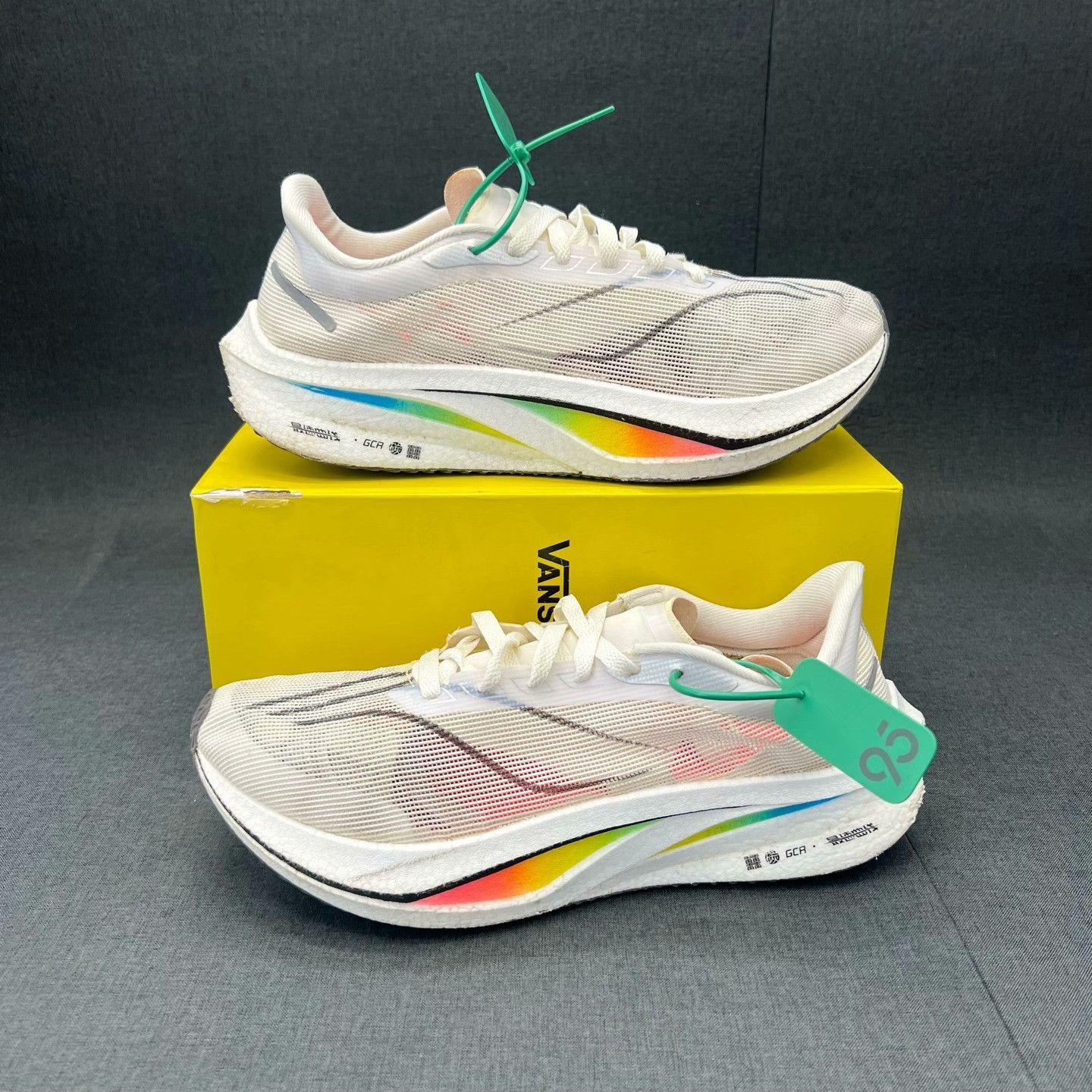 Li-Ning Li-Ning White Lowtop Sneakers 46 Men Size US 12 / EU 45 - 2 Thumbnail