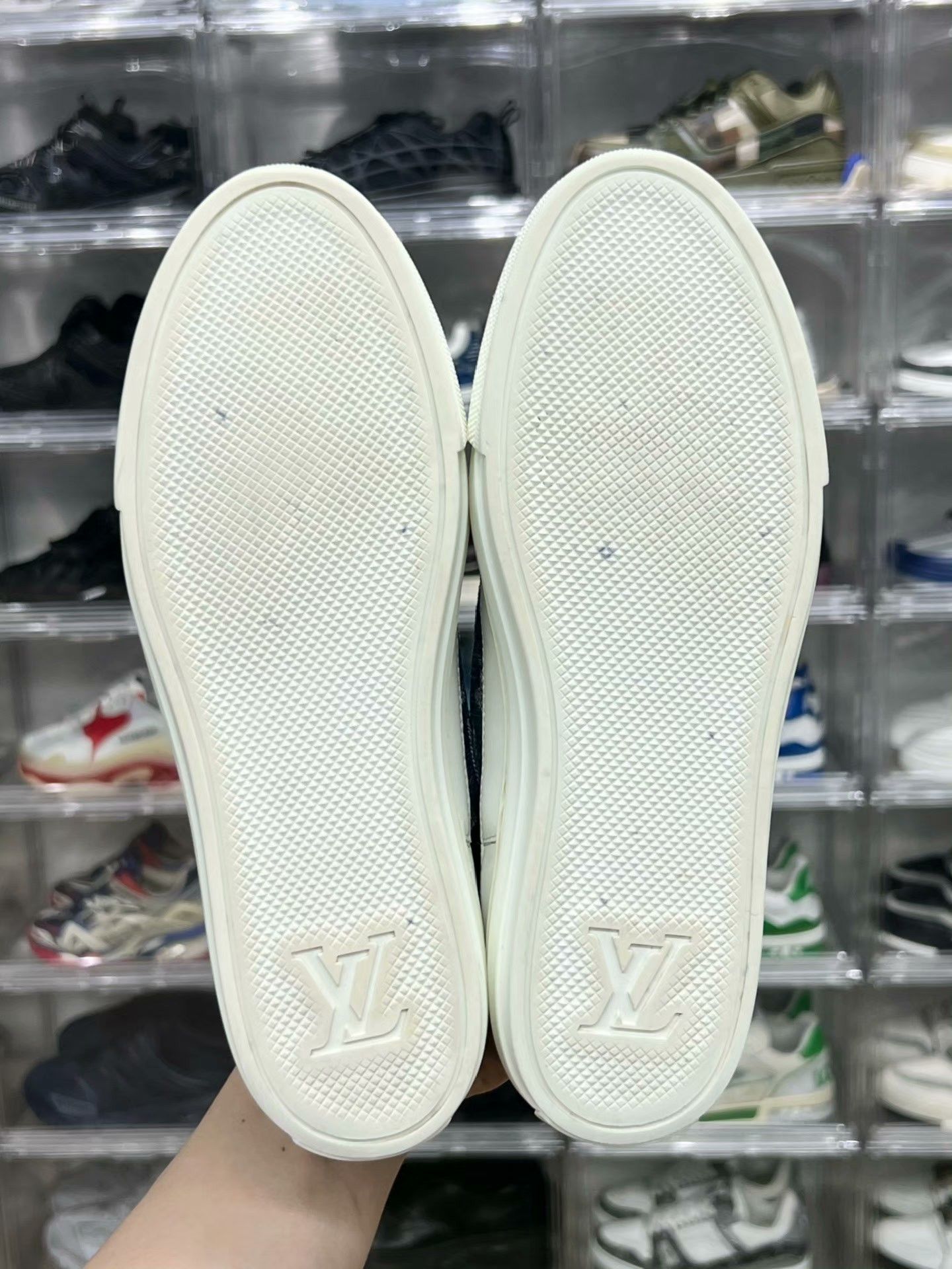 Louis Vuitton Louis Vuitton Denim Blue Lowtop Sneakers 39 Women Size US 8.5 / IT 38.5 - 8 Thumbnail