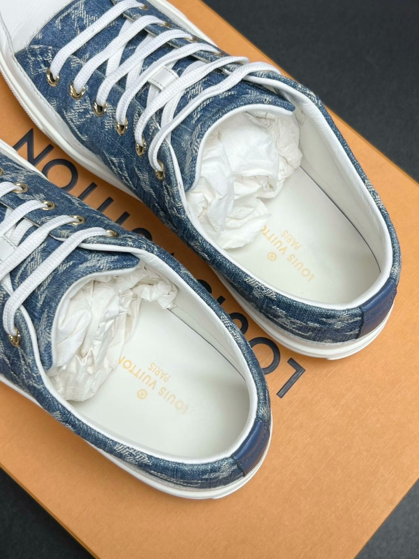 Louis Vuitton Louis Vuitton Denim Blue Lowtop Sneakers 39 Women Size US 8.5 / IT 38.5 - 4 Thumbnail
