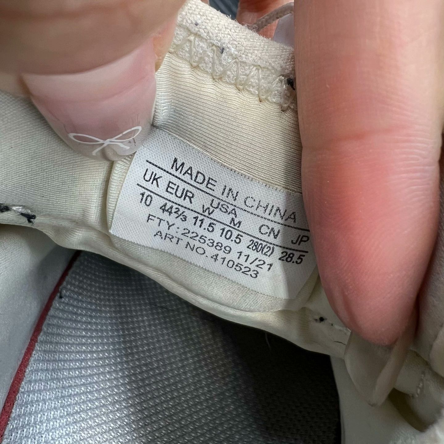 Salomon Salomon White Hoodie 44.5 Men Size US L / EU 52-54 / 3 - 7 Thumbnail