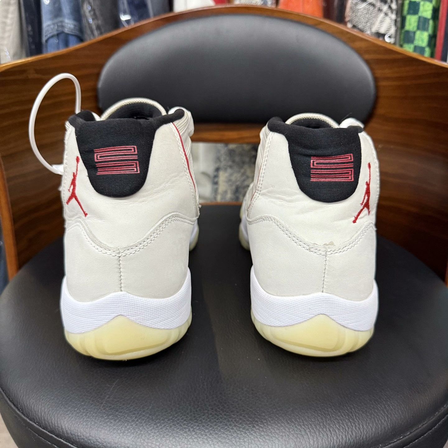 Nike Nike AJ11 Lowtop Sneakers 42.5 Men Size US 9.5 / EU 42-43 - 3 Thumbnail