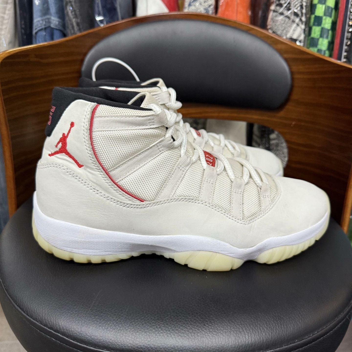 Nike Nike AJ11 Lowtop Sneakers 42.5 Men Size US 9.5 / EU 42-43 - 4 Thumbnail