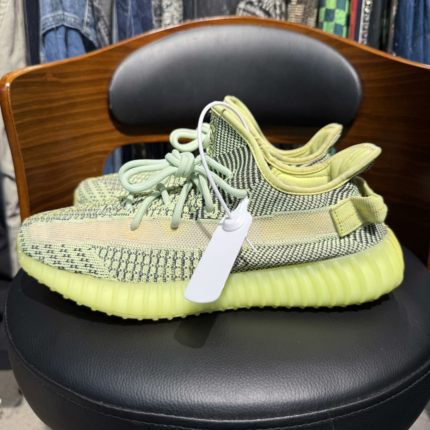 Yeezy Yeezy Green Lowtop Sneakers 44 Men Size US 10.5 / EU 43-44 - 6 Thumbnail