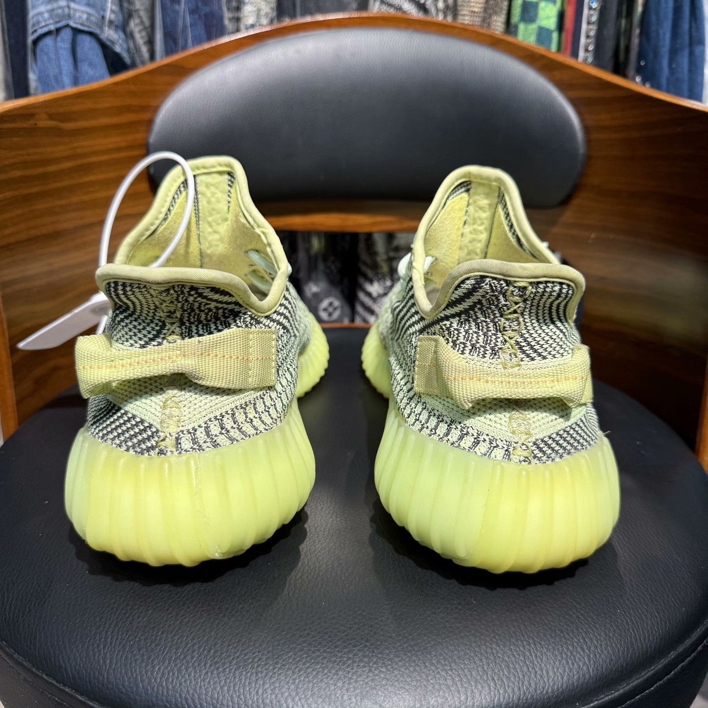 Yeezy Yeezy Green Lowtop Sneakers 44 Men Size US 10.5 / EU 43-44 - 3 Thumbnail