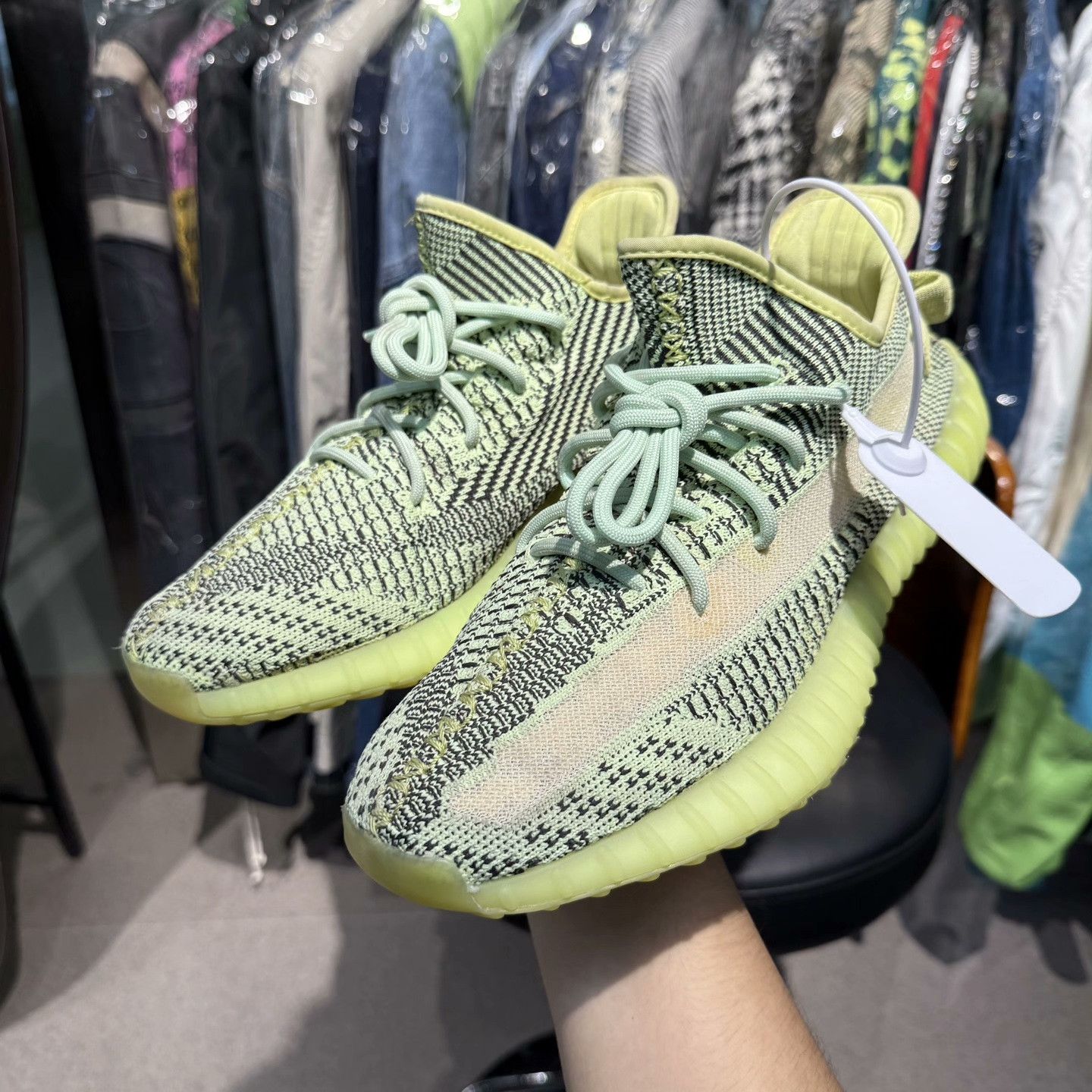 Yeezy Yeezy Green Lowtop Sneakers 44 Men Size US 10.5 / EU 43-44 - 8 Thumbnail