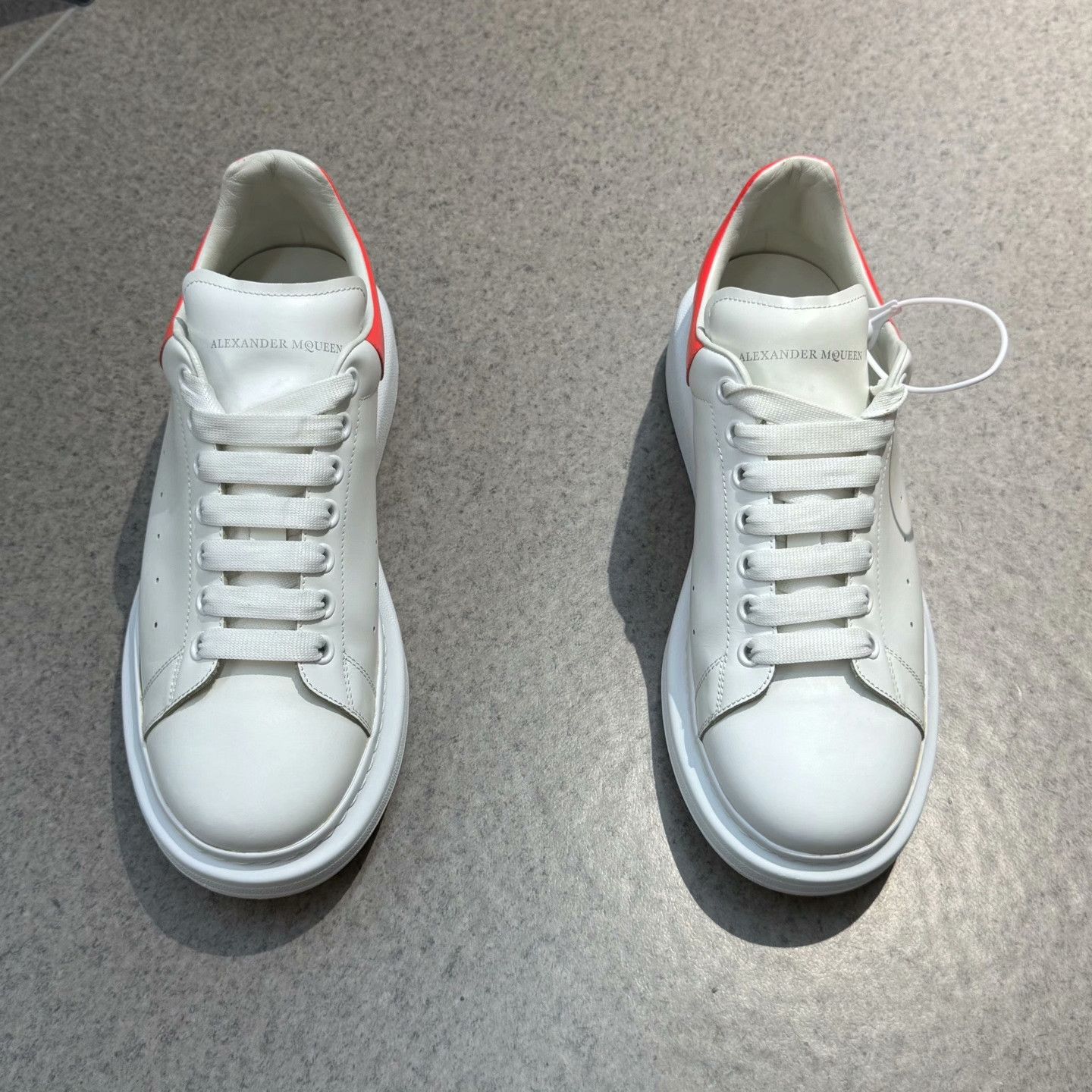 Alexander McQueen Alexander McQueen Pink Lowtop Sneakers 44 Men Size US 10.5 / EU 43-44 - 5 Thumbnail