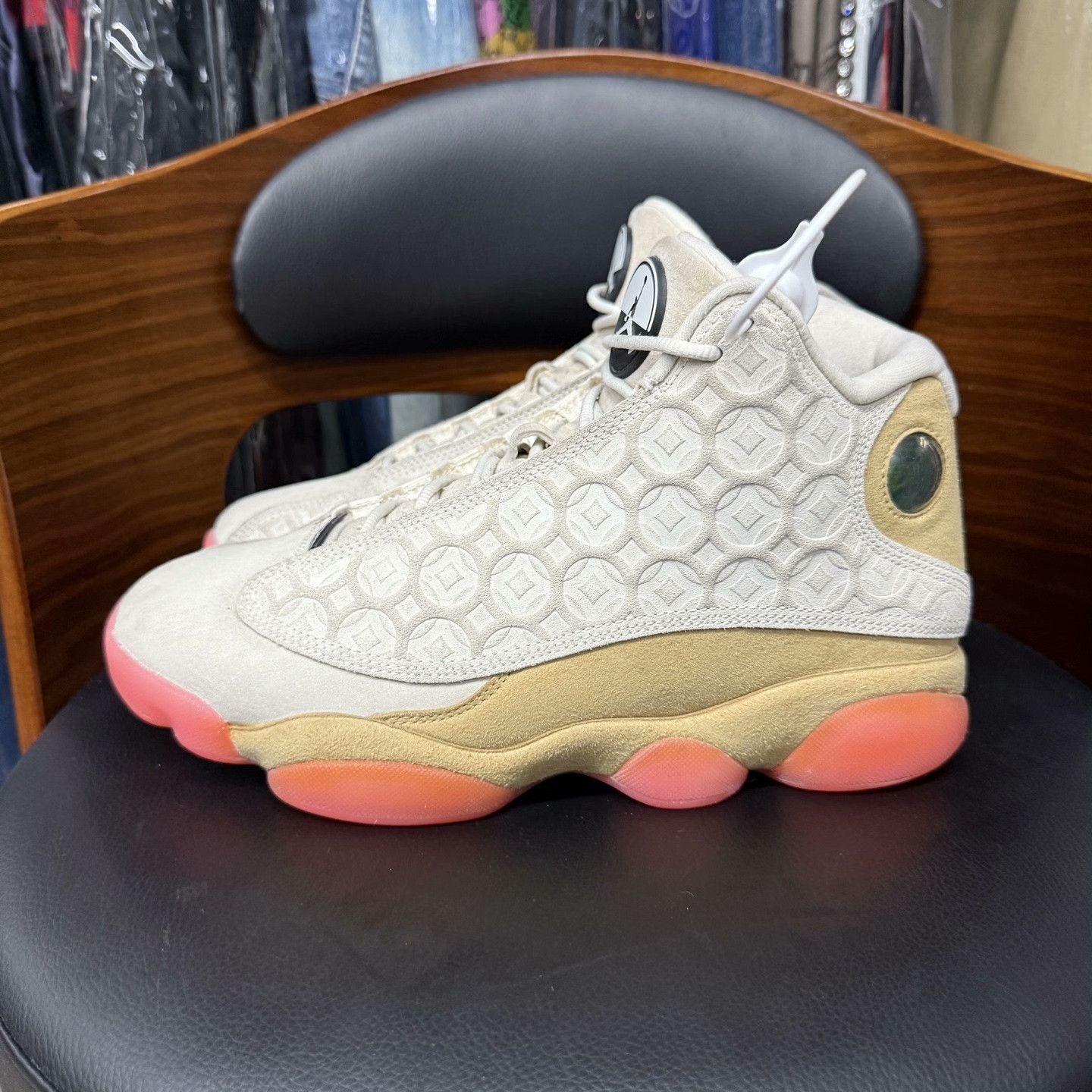 Nike Nike AJ13 Lowtop Sneakers 40.5 Men Size US 8 / EU 41 - 6 Thumbnail