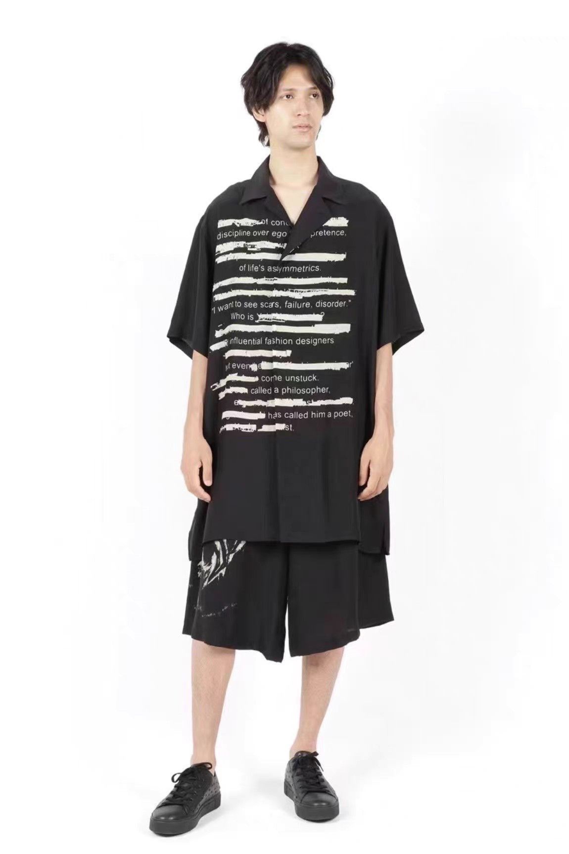 Yohji Yamamoto Black Short Sleeve Text Print Button-Up Shirt Size US M / EU 48-50 / 2 - 6 Thumbnail