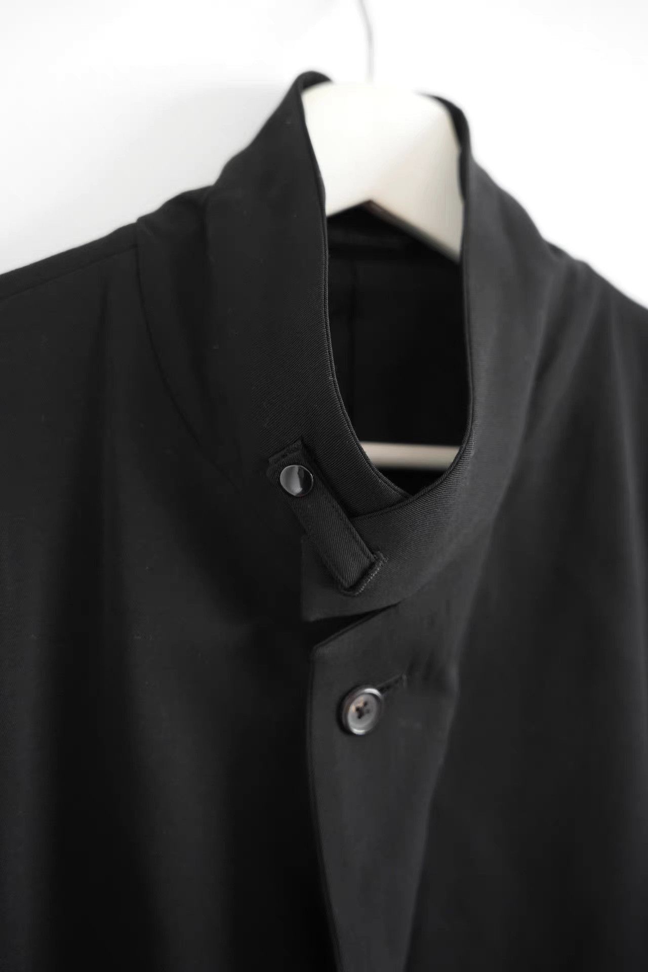 Yohji Yamamoto Black Button-Front Light Jacket with Zip Details Size US S / EU 44-46 / 1 - 6 Thumbnail