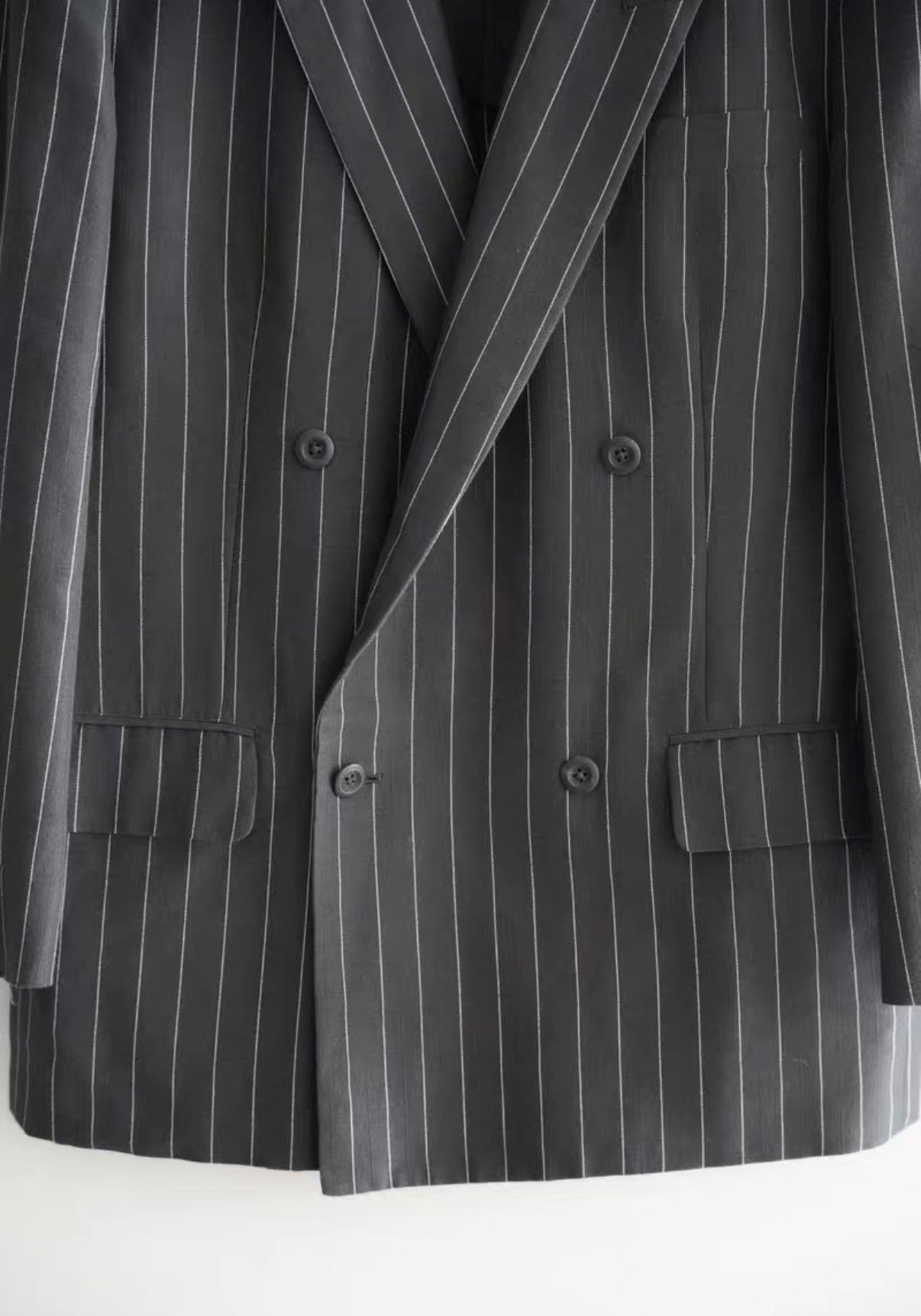 Yohji Yamamoto Black Pinstriped Double-Breasted Blazer Size US S / EU 44-46 / 1 - 4 Thumbnail