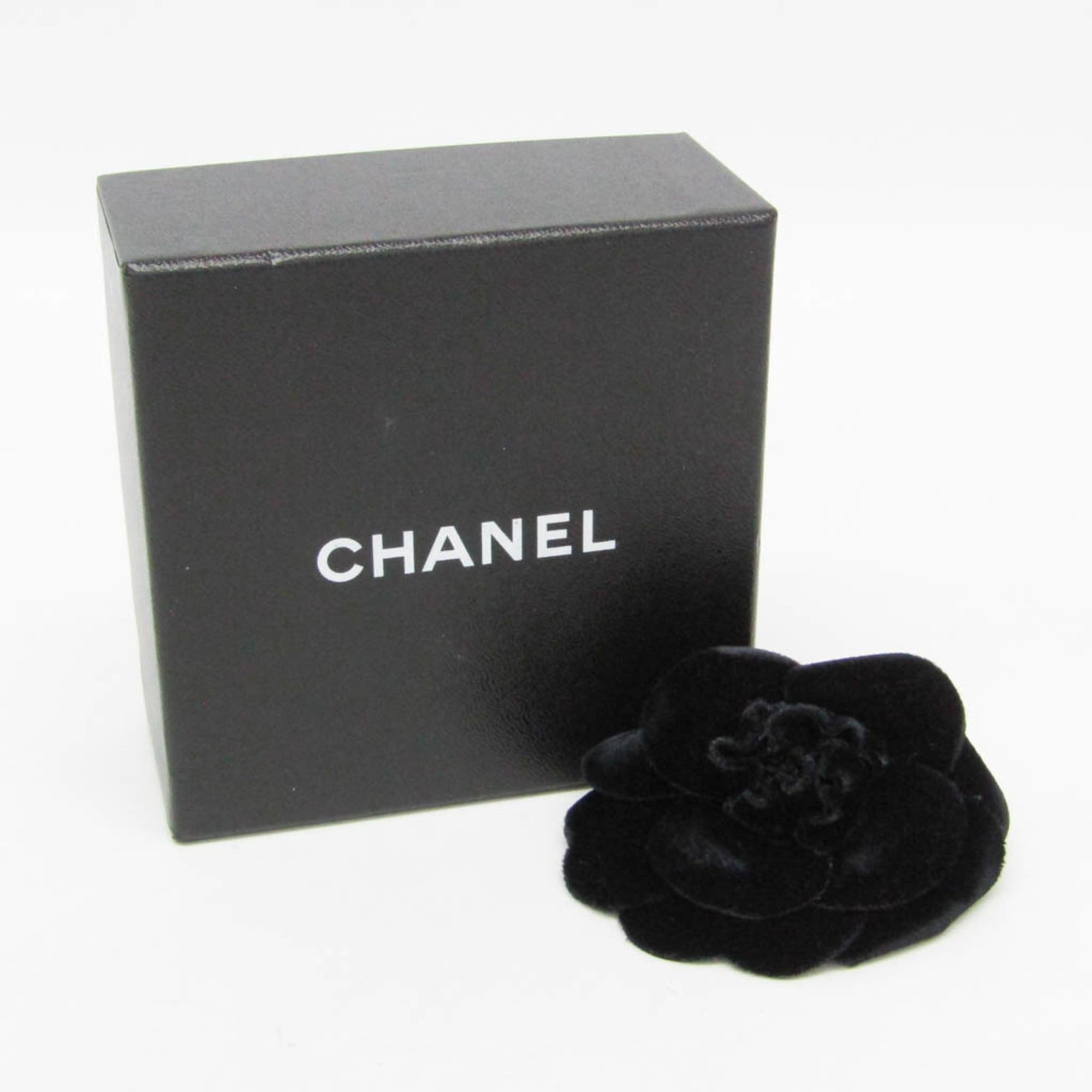 Chanel Chanel Camellia A30142X03493 Velvet Brooch Black Size ONE SIZE - 2 Thumbnail