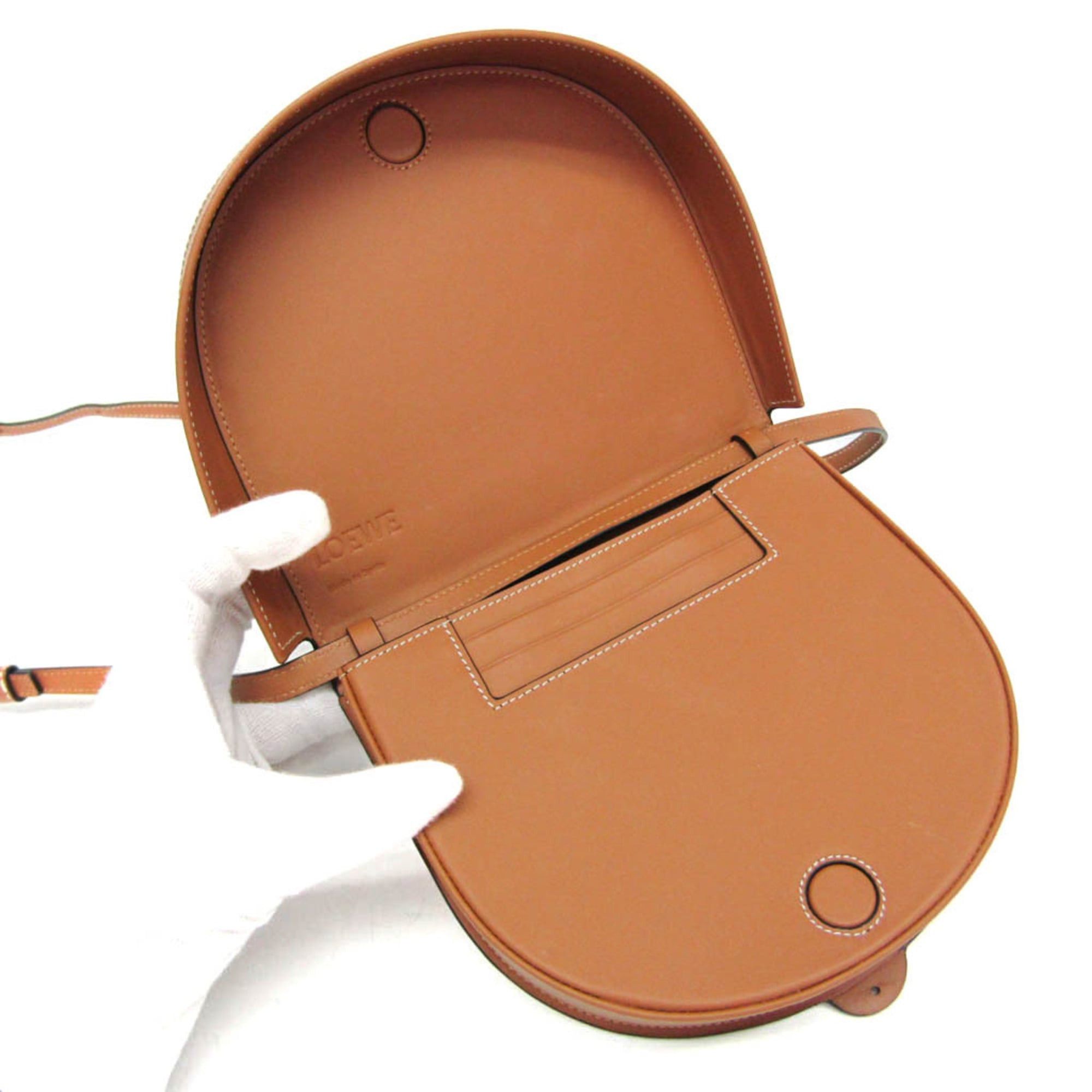 Loewe Loewe Heel Pouch Women's Leather Shoulder Bag Light Brown Size ONE SIZE - 3 Thumbnail