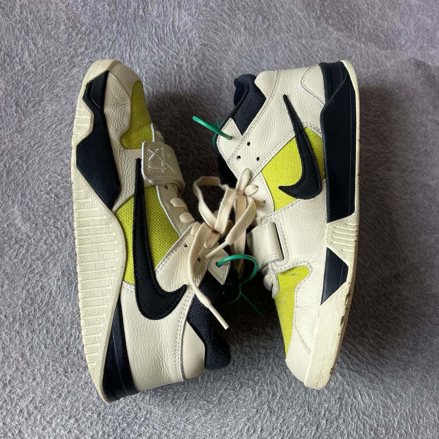 Nike Nike Collab Yellow Lowtop Sneakers 42 Men Size US 9 / EU 42 - 7 Thumbnail