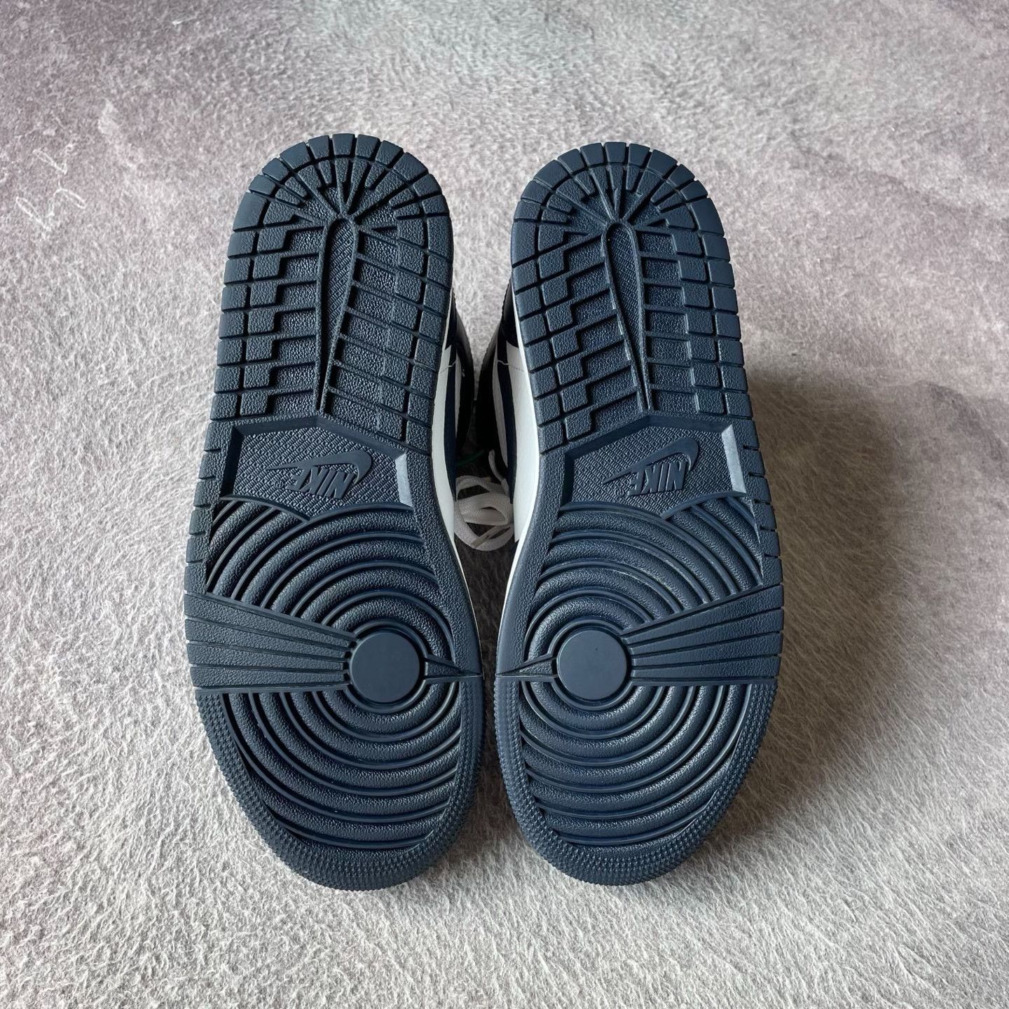 Nike Nike Black Lowtop Sneakers 40 Men Size US 7.5 / EU 40-41 - 4 Thumbnail