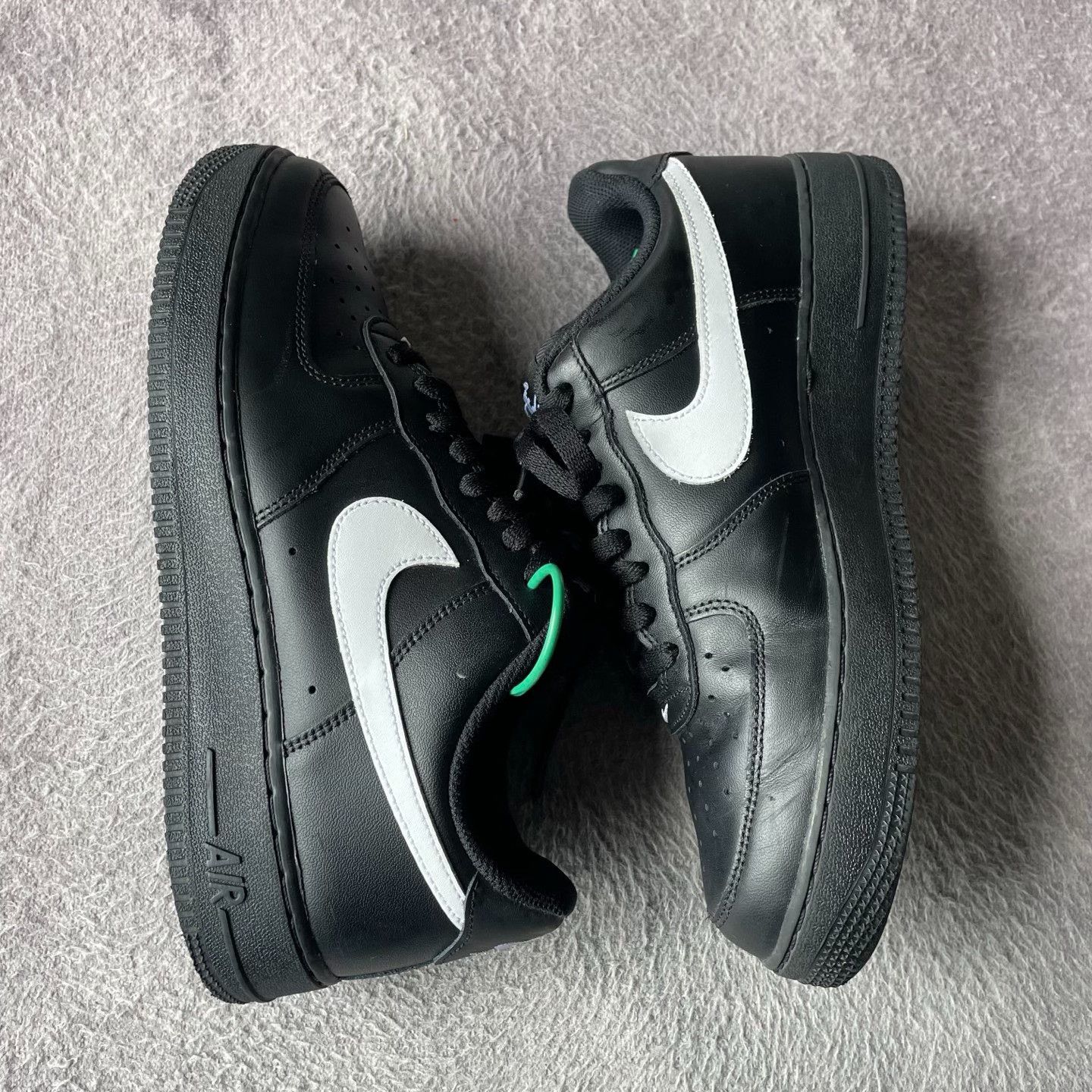 Nike Nike Black Lowtop Sneakers 42 Men Size US 9 / EU 42 - 6 Thumbnail