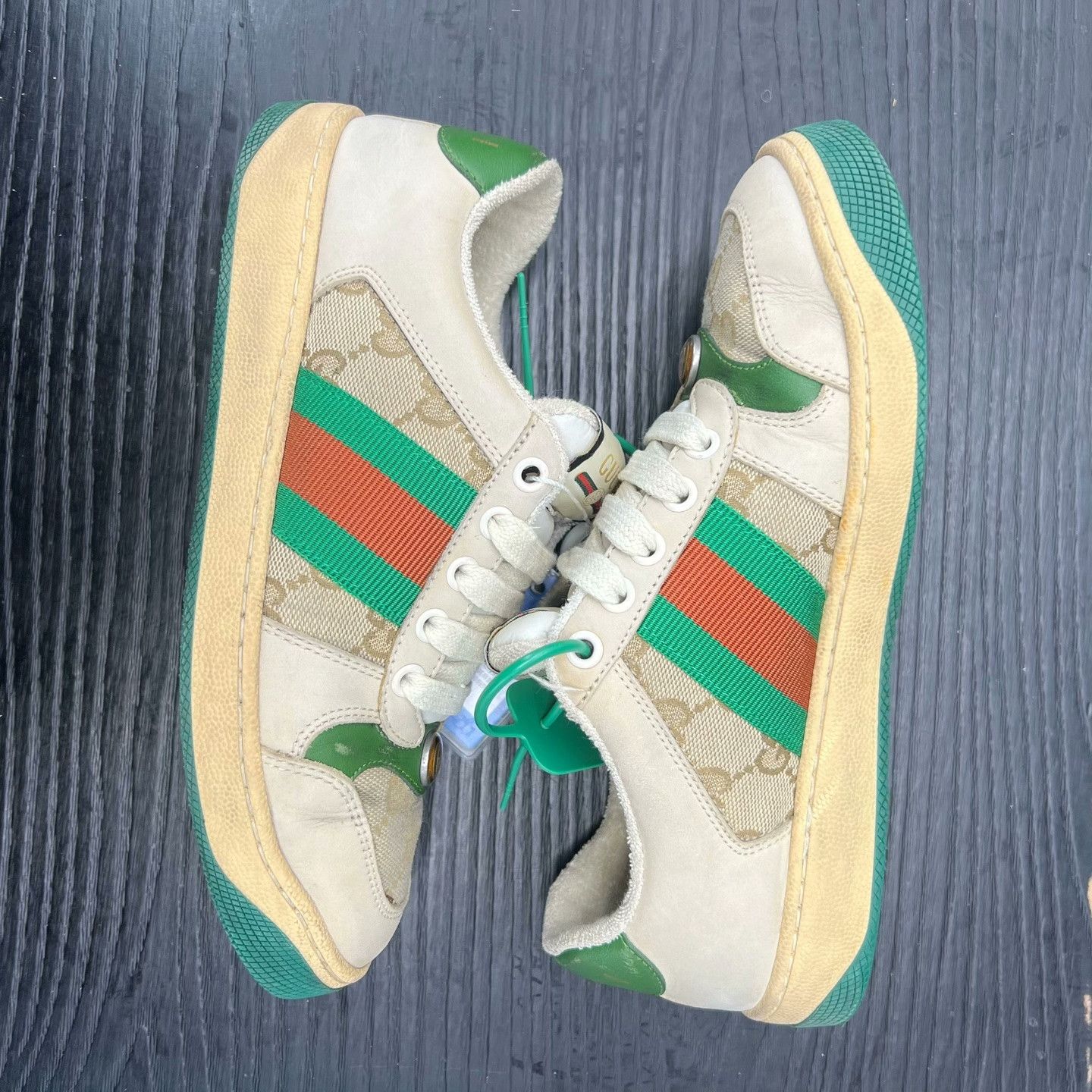 Gucci Gucci Green Lowtop Sneakers 35 Women Size US 5 / IT 35 - 2 Thumbnail