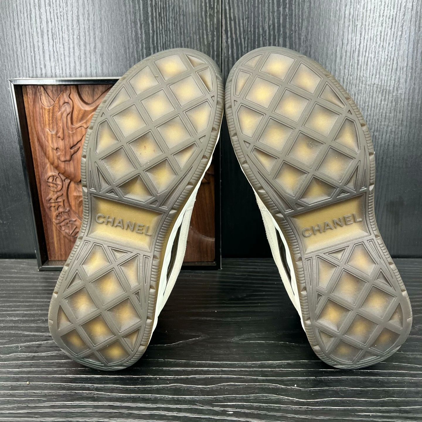 Chanel Chanel Black Lowtop Sneakers S Women Size US 6 / IT 36 - 7 Thumbnail