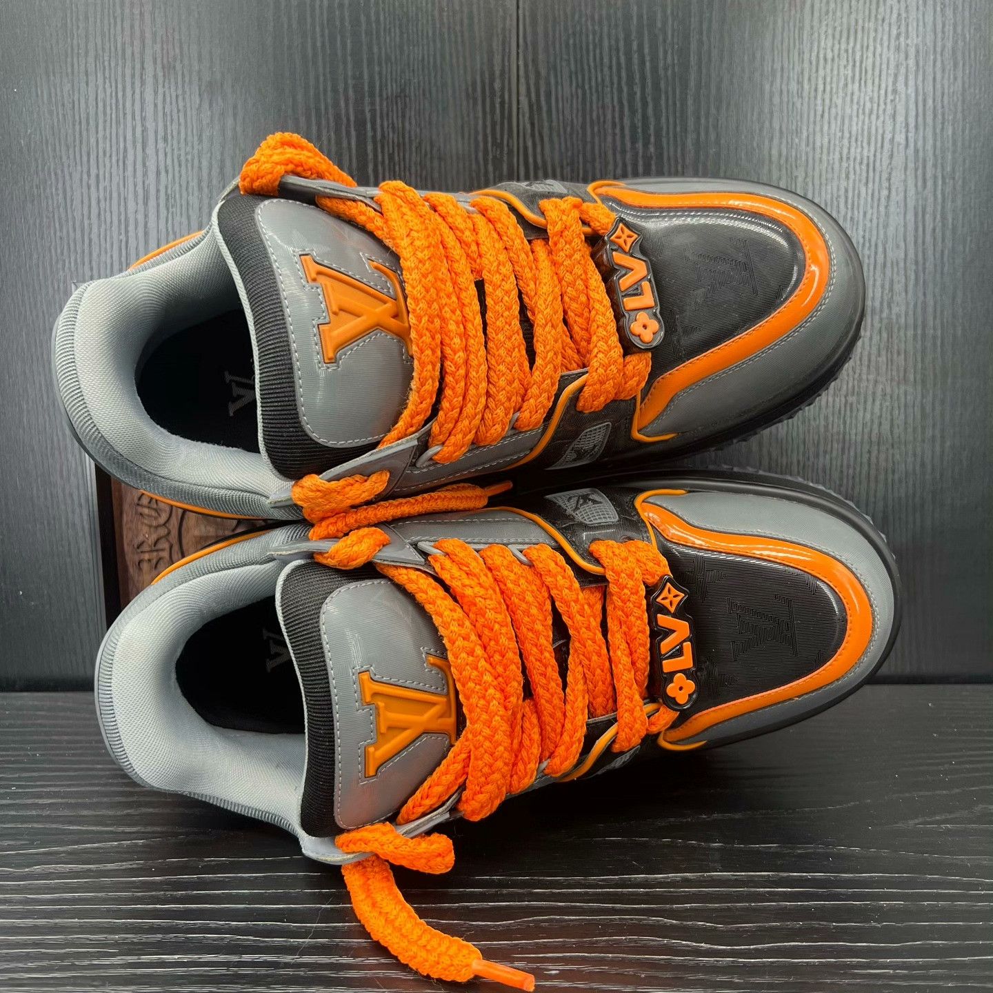 Louis Vuitton Louis Vuitton Training Orange Lowtop Sneakers 43 Men Size US 10 / EU 43 - 6 Thumbnail