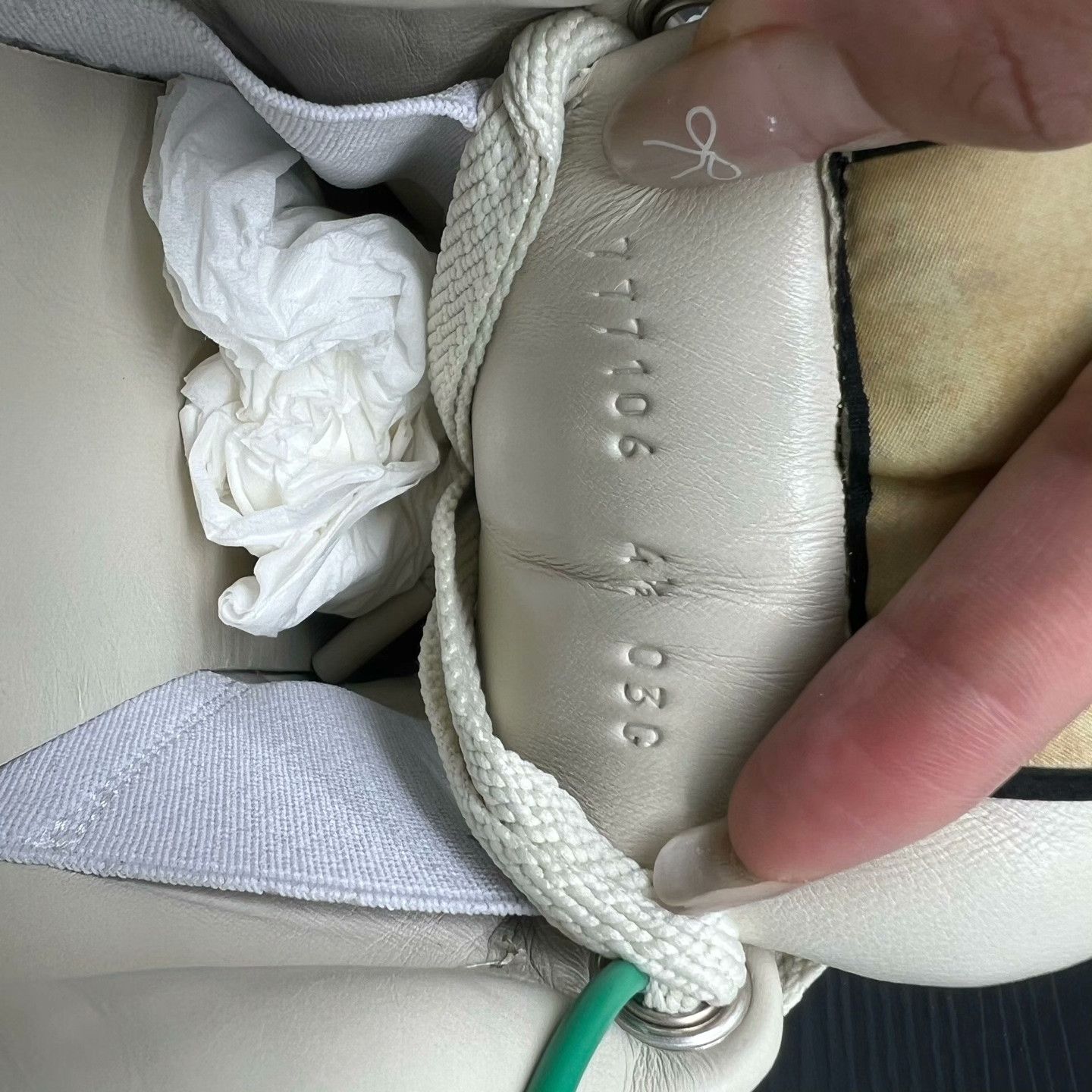 Gucci Gucci Green Lowtop Sneakers 38 Men Size US 6 / EU 39 - 7 Thumbnail