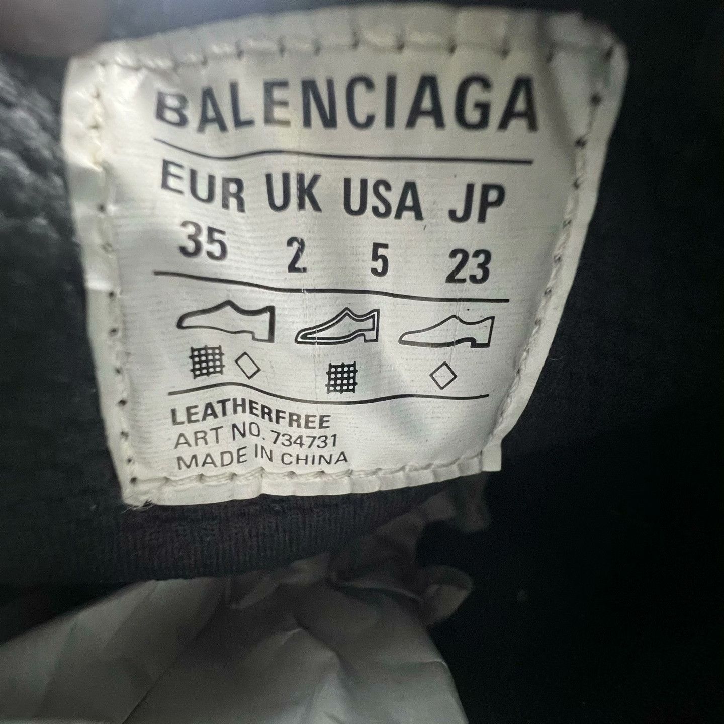 Balenciaga Balenciaga Black Lowtop Sneakers XXXL Men Size US 10 / EU 43 - 8 Thumbnail
