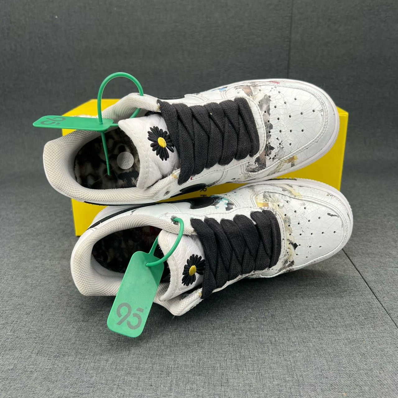 Nike Nike AF1 White Lowtop Sneakers 38 Men Size US 6 / EU 39 - 7 Thumbnail