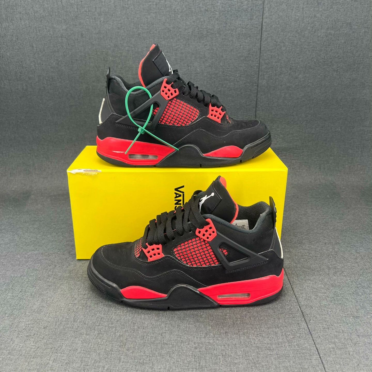 Nike Nike AJ4 Black Lowtop Sneakers 40 Men Size US 7.5 / EU 40-41 - 3 Thumbnail