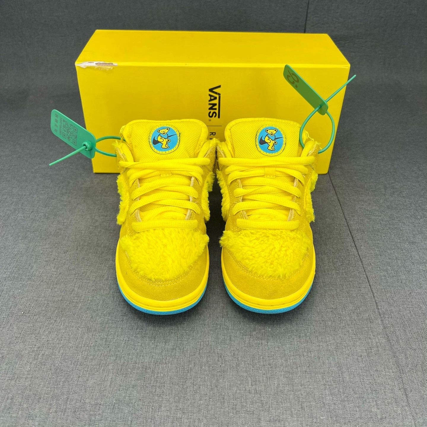 Nike Nike DUNK Yellow Lowtop Sneakers 37 Men Size US 5 / EU 37 - 4 Thumbnail