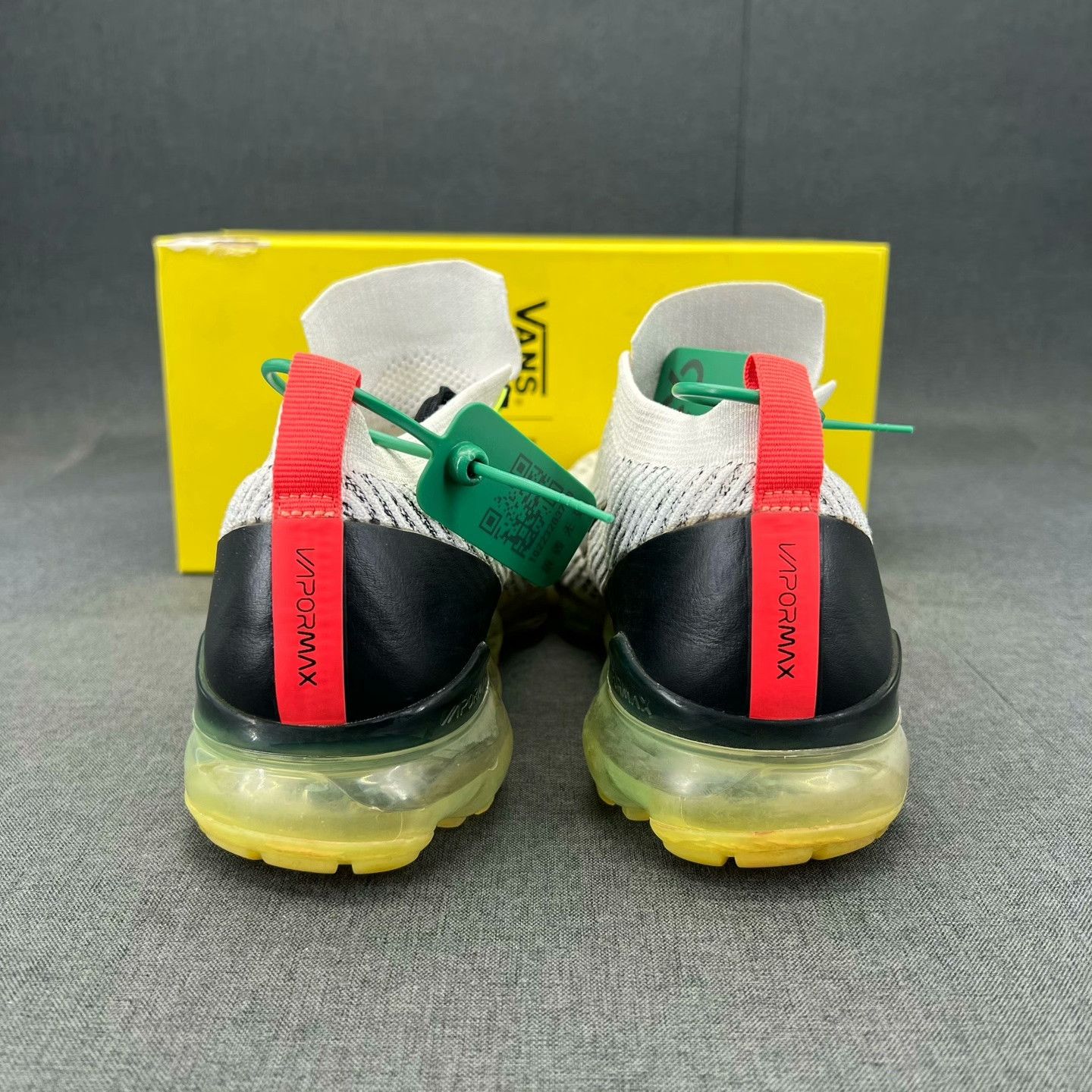 Nike Nike Yellow Lowtop Sneakers 42 Men Size US 9 / EU 42 - 4 Thumbnail