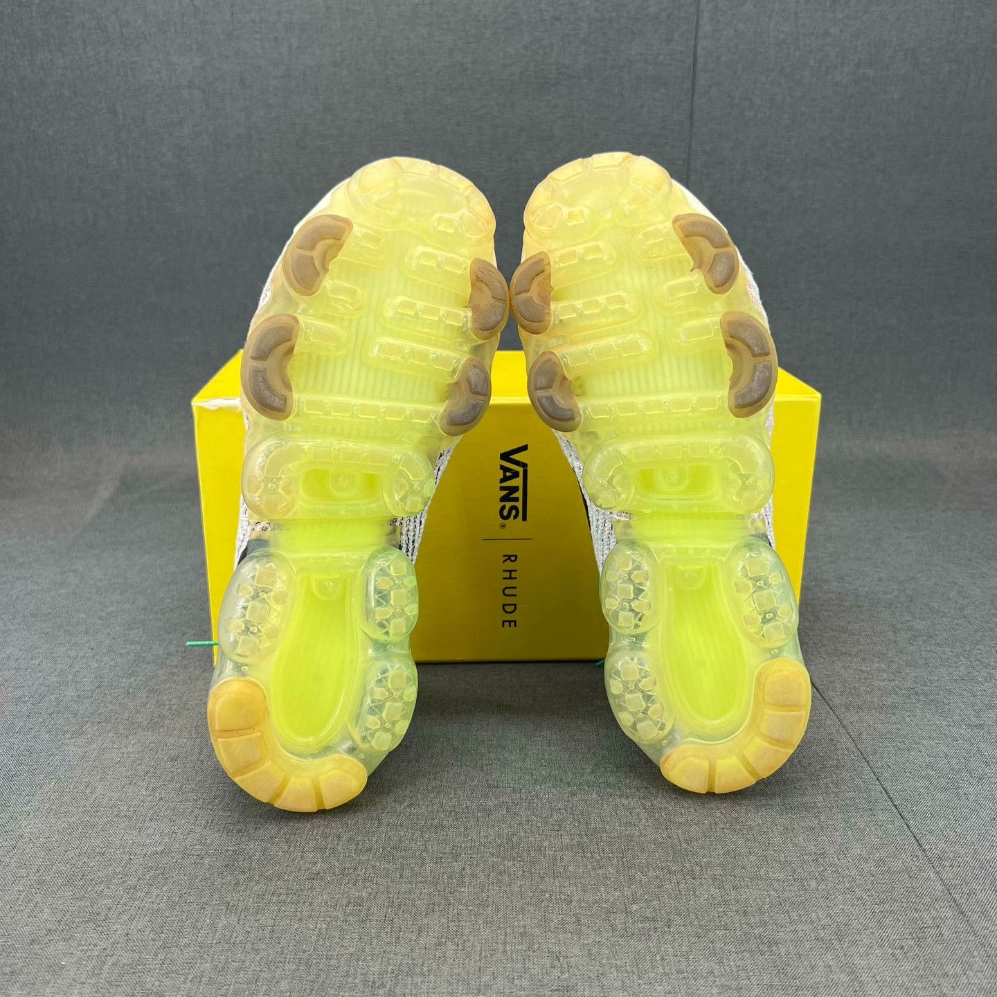 Nike Nike Yellow Lowtop Sneakers 42 Men Size US 9 / EU 42 - 5 Thumbnail