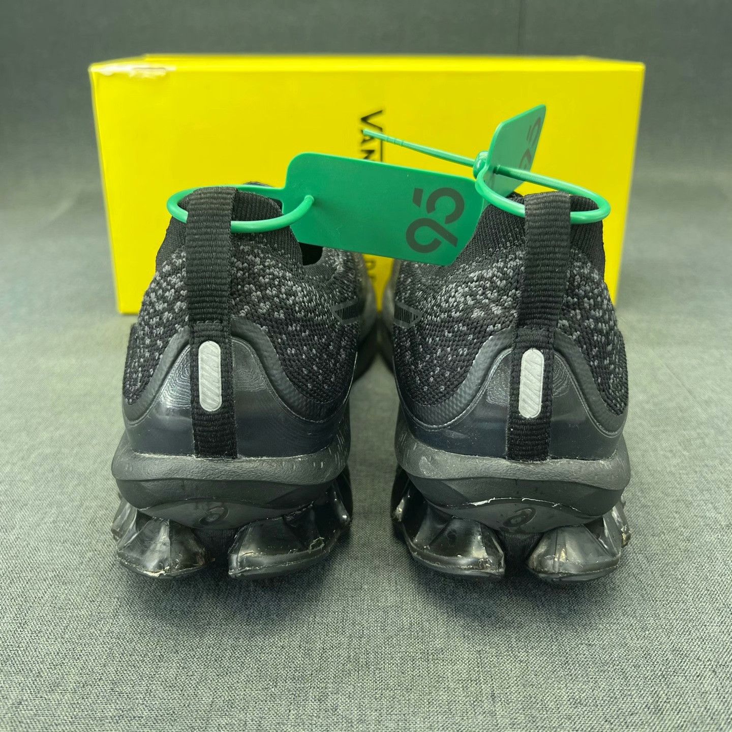 Asics Asics Black Lowtop Sneakers 41 Men Size US 8.5 / EU 41-42 - 5 Thumbnail