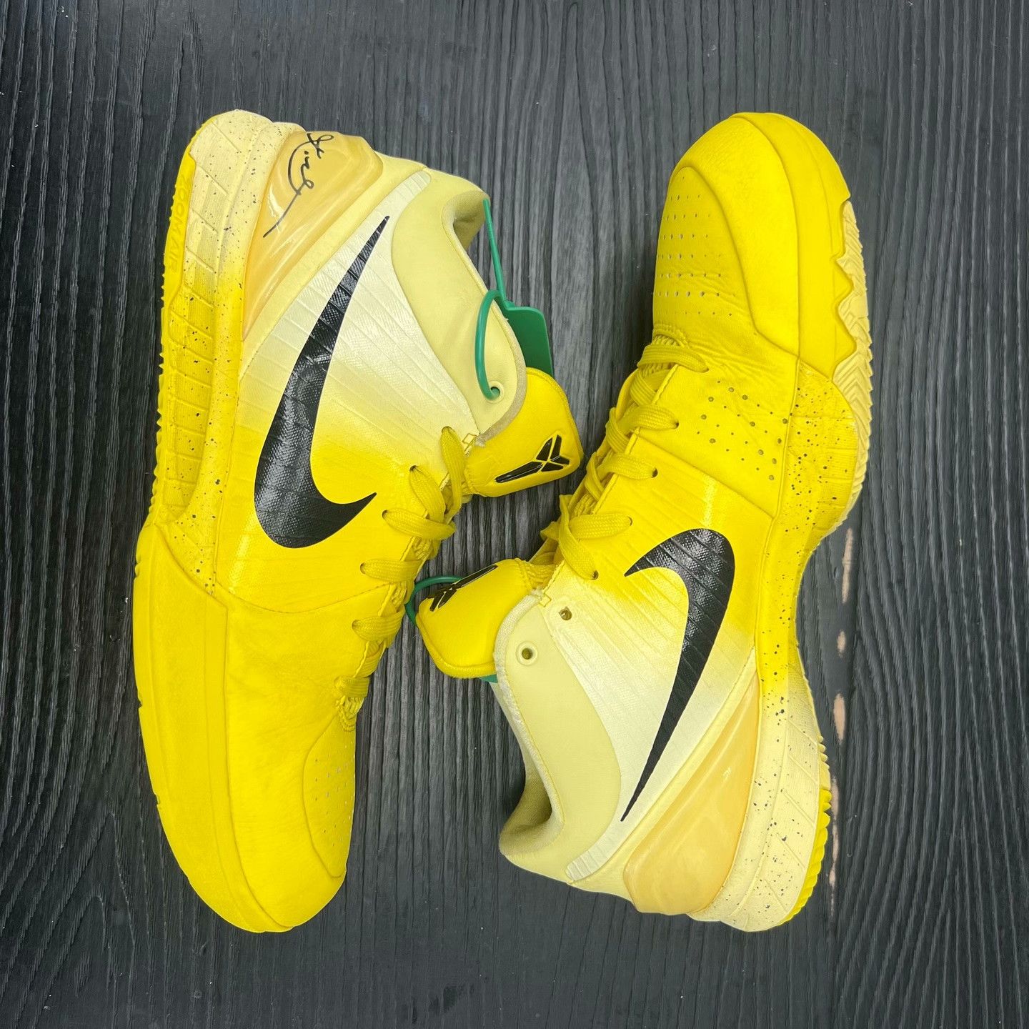 Nike Nike Yellow Lowtop Sneakers 44.5 Men Size US 11 / EU 44 - 3 Thumbnail
