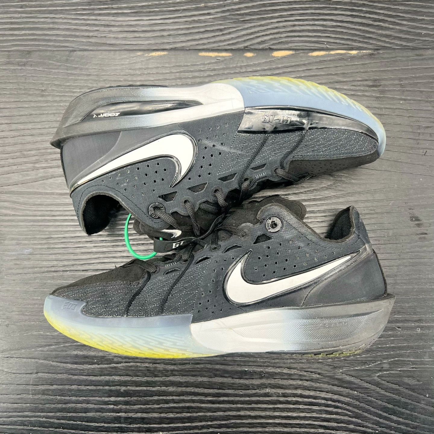 Nike Nike Black Lowtop Sneakers 42 Men Size US 9 / EU 42 - 3 Thumbnail