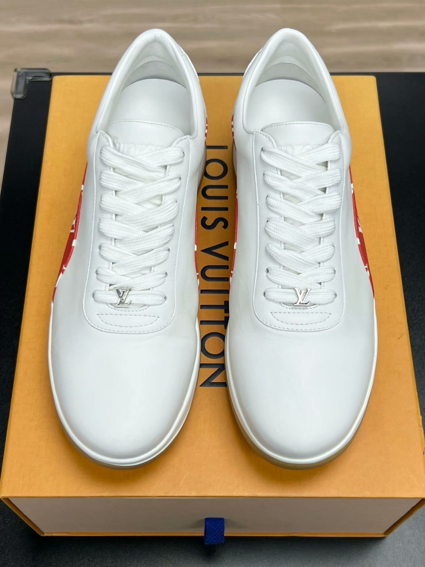 Louis Vuitton Louis Vuitton Lowtop Sneakers 41 Men Size US 8.5 / EU 41-42 - 3 Thumbnail