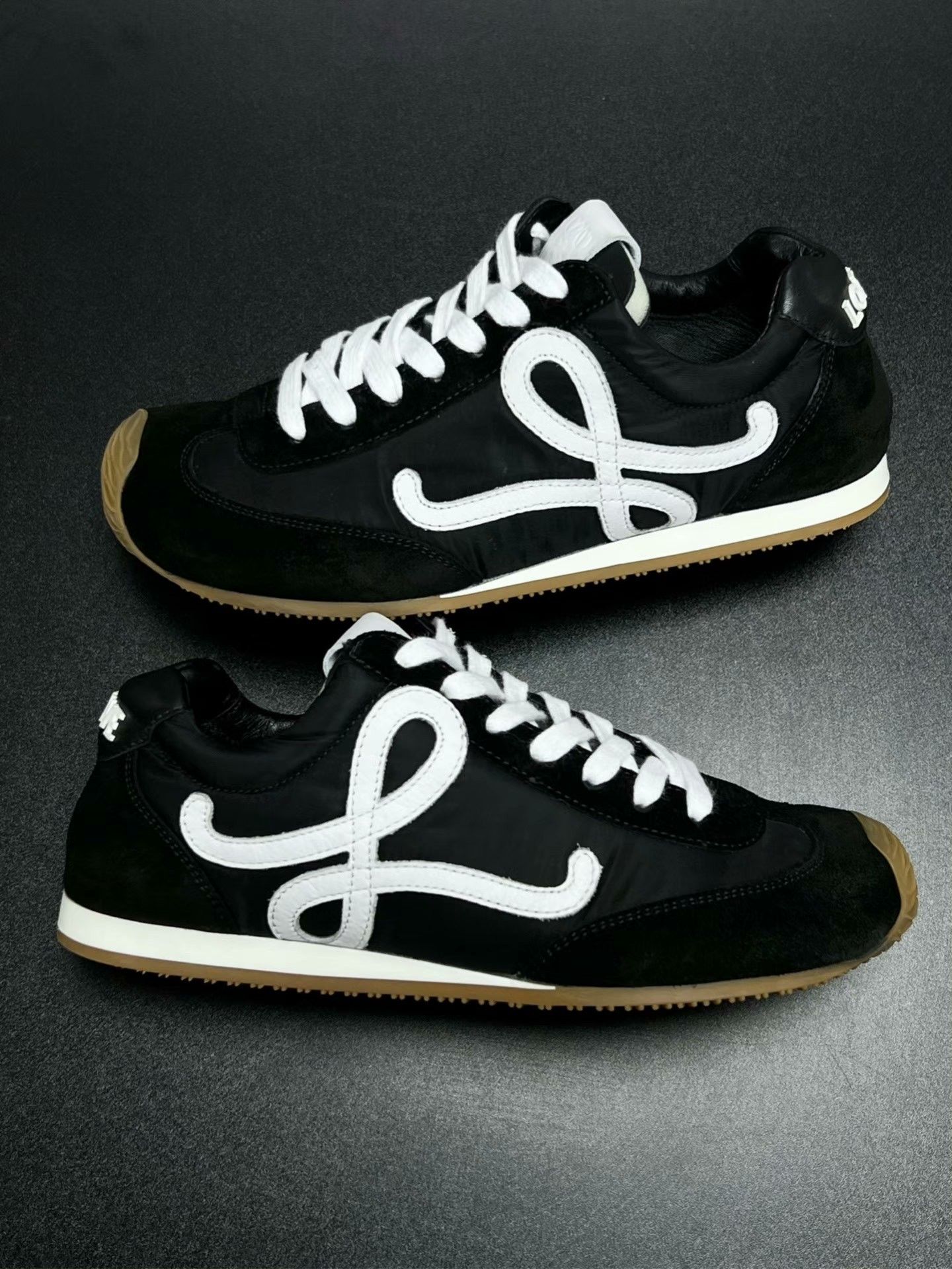 Loewe Loewe Running Black Lowtop Sneakers 37 Women Size US 6.5 / IT 36.5 - 5 Thumbnail