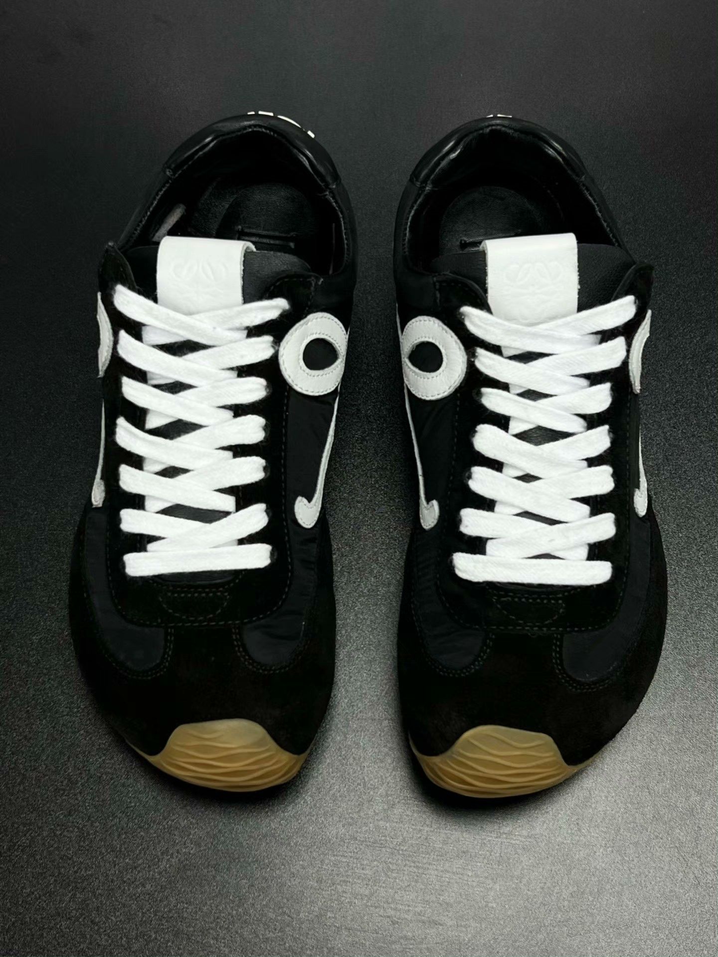 Loewe Loewe Running Black Lowtop Sneakers 37 Women Size US 6.5 / IT 36.5 - 3 Thumbnail