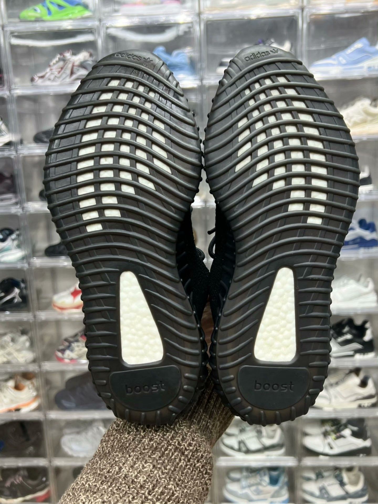 Adidas Adidas YEEZY350 Pink Lowtop Sneakers 44 Men Size US 10.5 / EU 43-44 - 8 Thumbnail