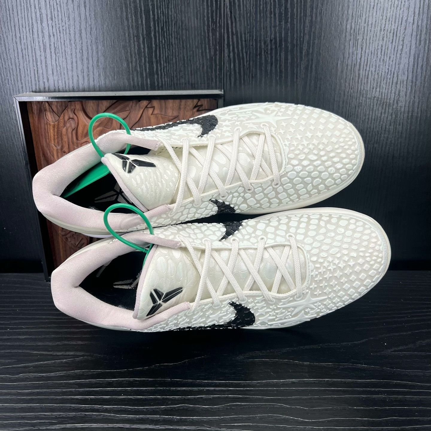 Nike Nike White Lowtop Sneakers 43 Men Size US 10 / EU 43 - 6 Thumbnail