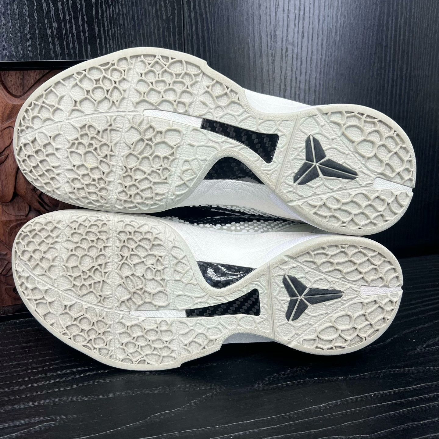 Nike Nike White Lowtop Sneakers 43 Men Size US 10 / EU 43 - 7 Thumbnail