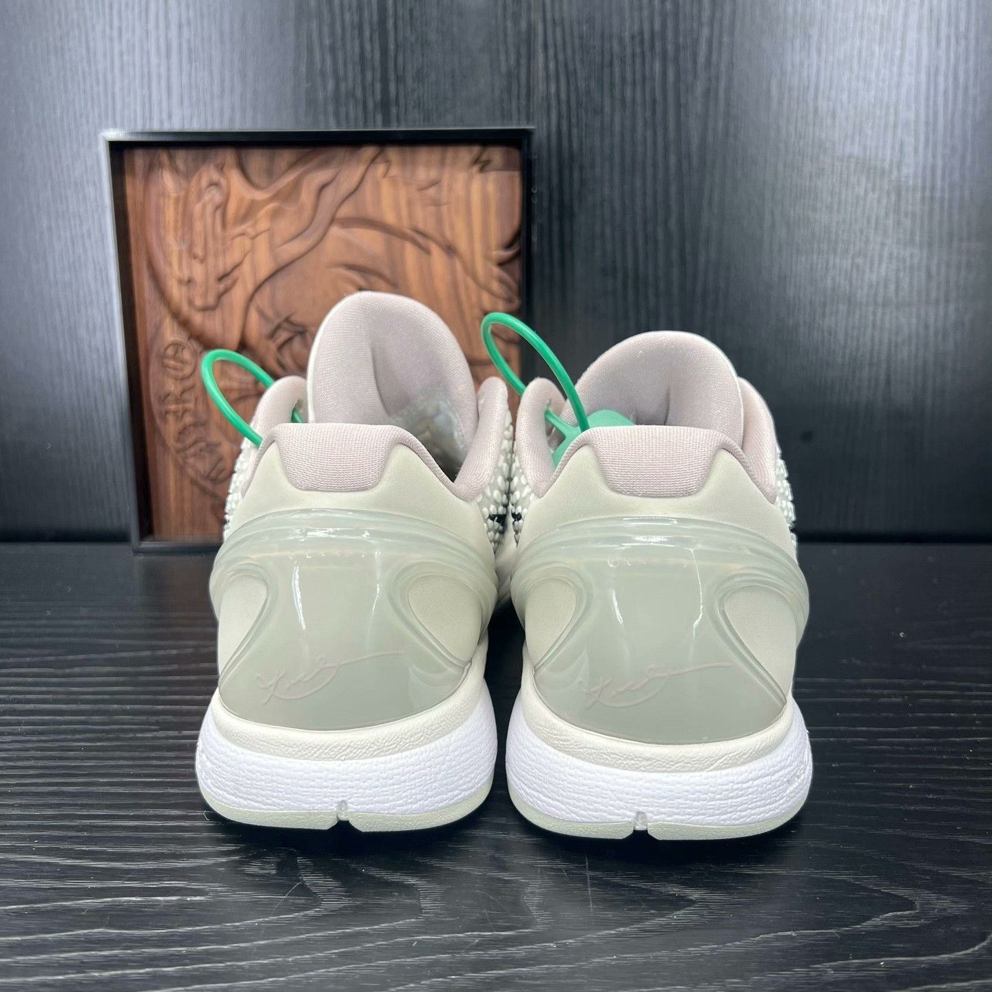 Nike Nike White Lowtop Sneakers 43 Men Size US 10 / EU 43 - 5 Thumbnail