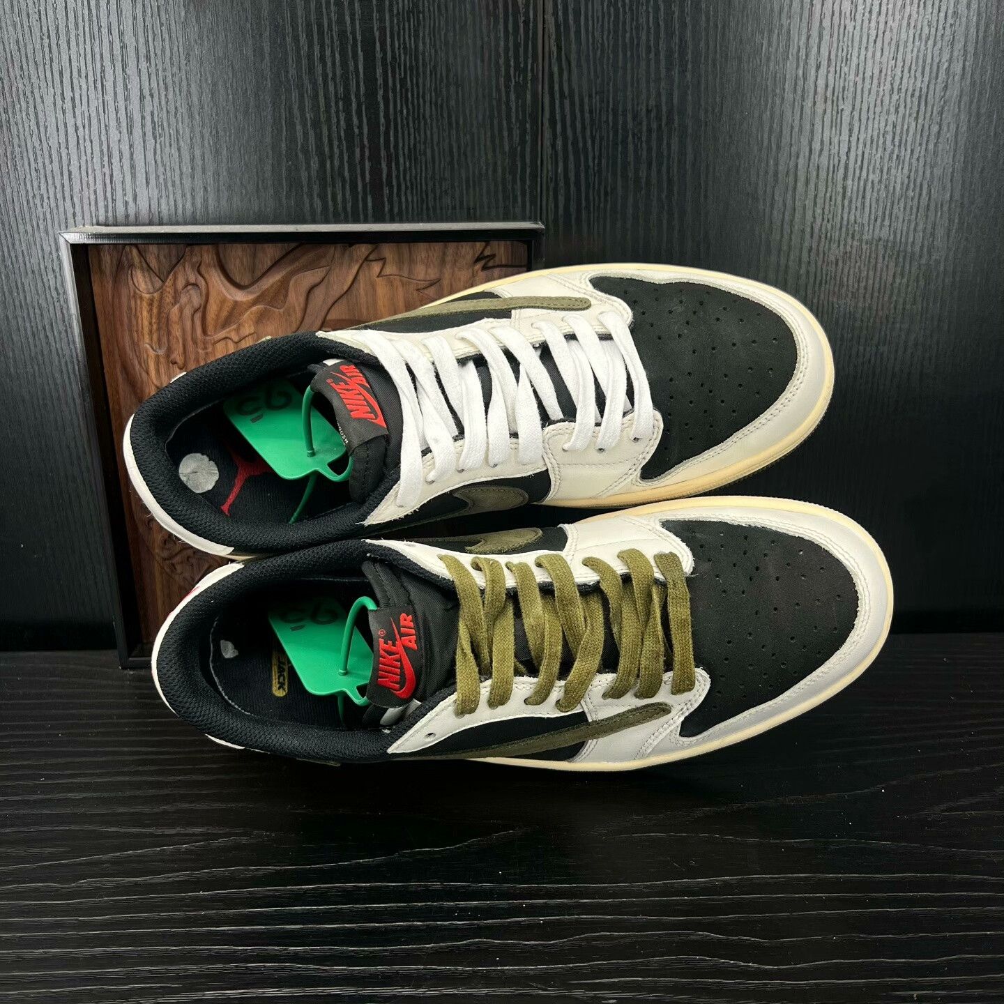 Nike Nike AJ1 Lowtop Sneakers 42 Men Size US 9 / EU 42 - 6 Thumbnail