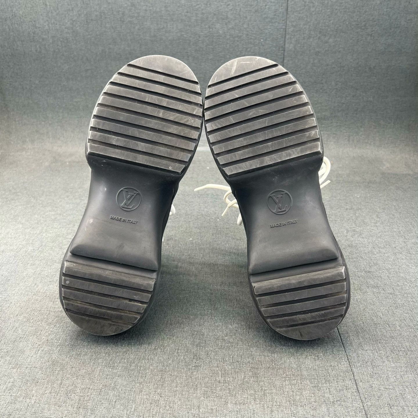 Louis Vuitton Louis Vuitton Black Lowtop Sneakers 38 Men Size US 6 / EU 39 - 7 Thumbnail