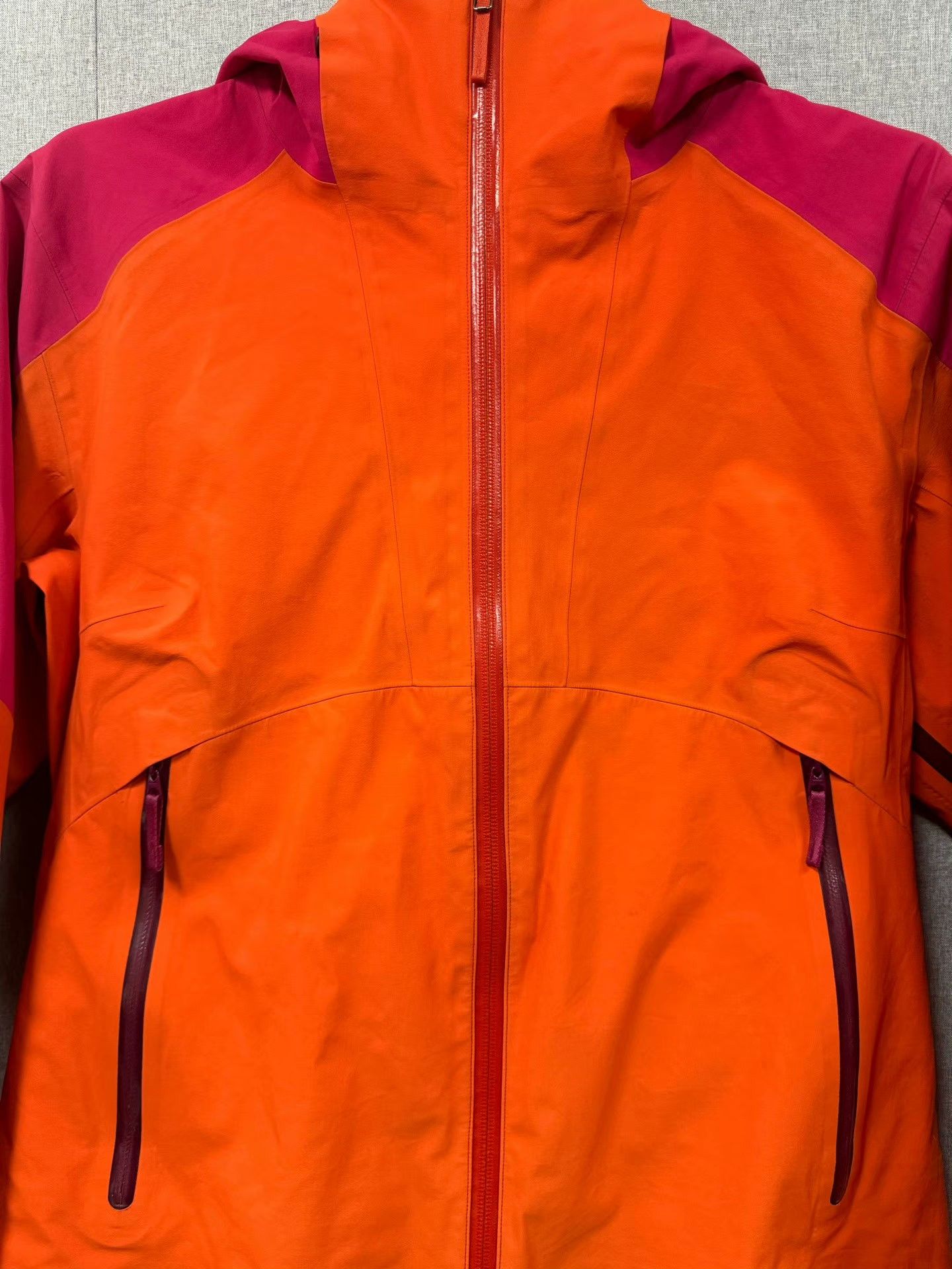 Arc'teryx Arc'teryx Patchwork Red Heavy Coat L Men Size US L / EU 52-54 / 3 - 3 Thumbnail