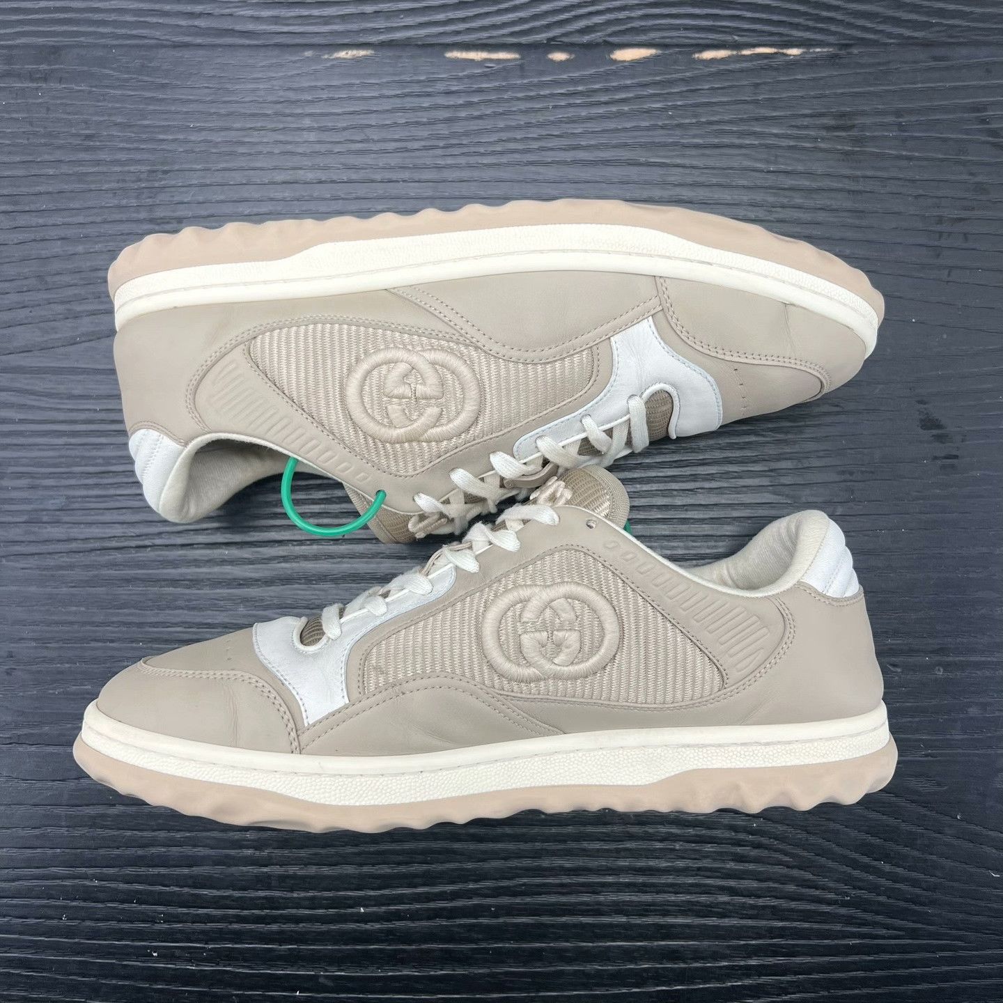 Gucci Gucci Beige Lowtop Sneakers 42 Men Size US 9 / EU 42 - 2 Thumbnail