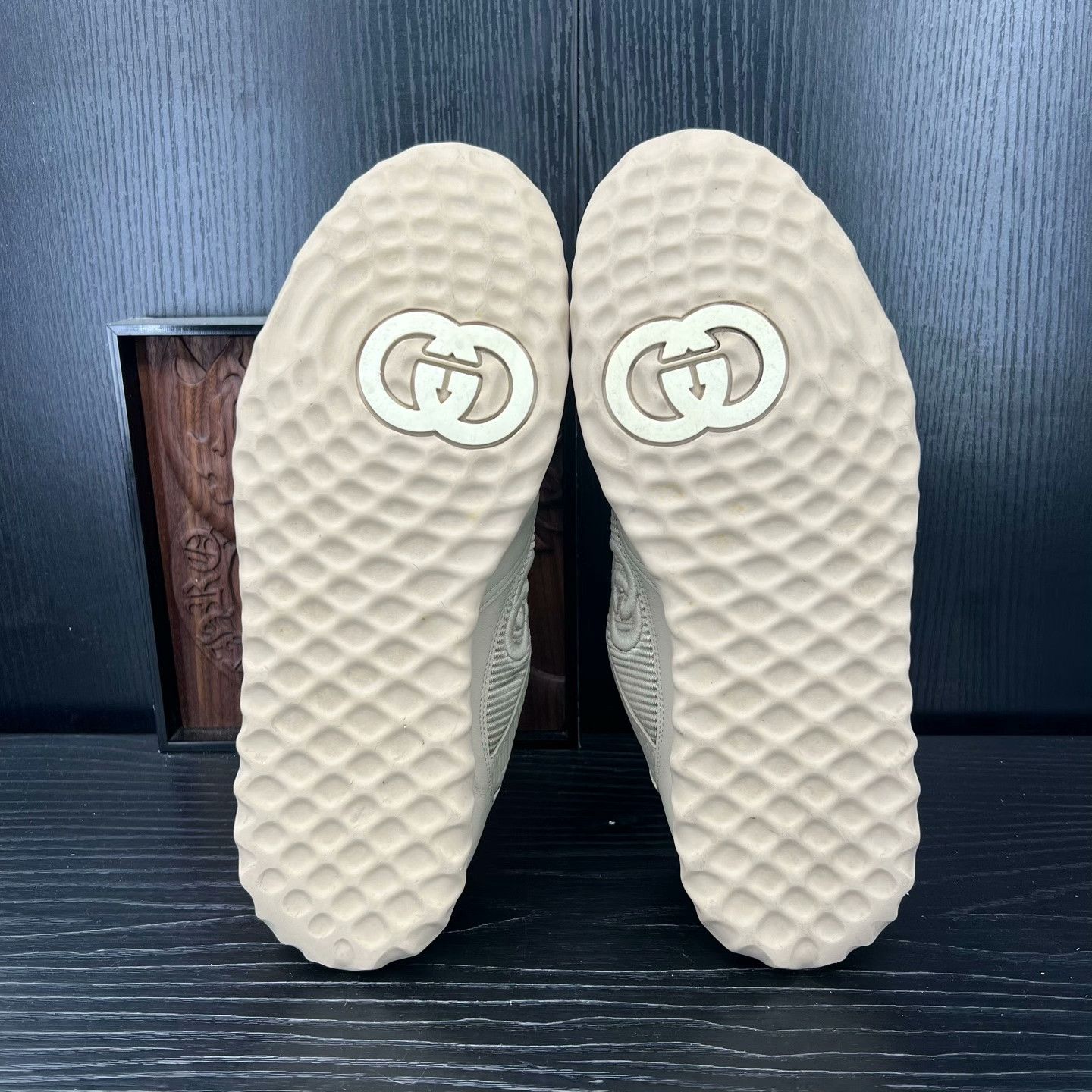 Gucci Gucci Beige Lowtop Sneakers 42 Men Size US 9 / EU 42 - 4 Thumbnail